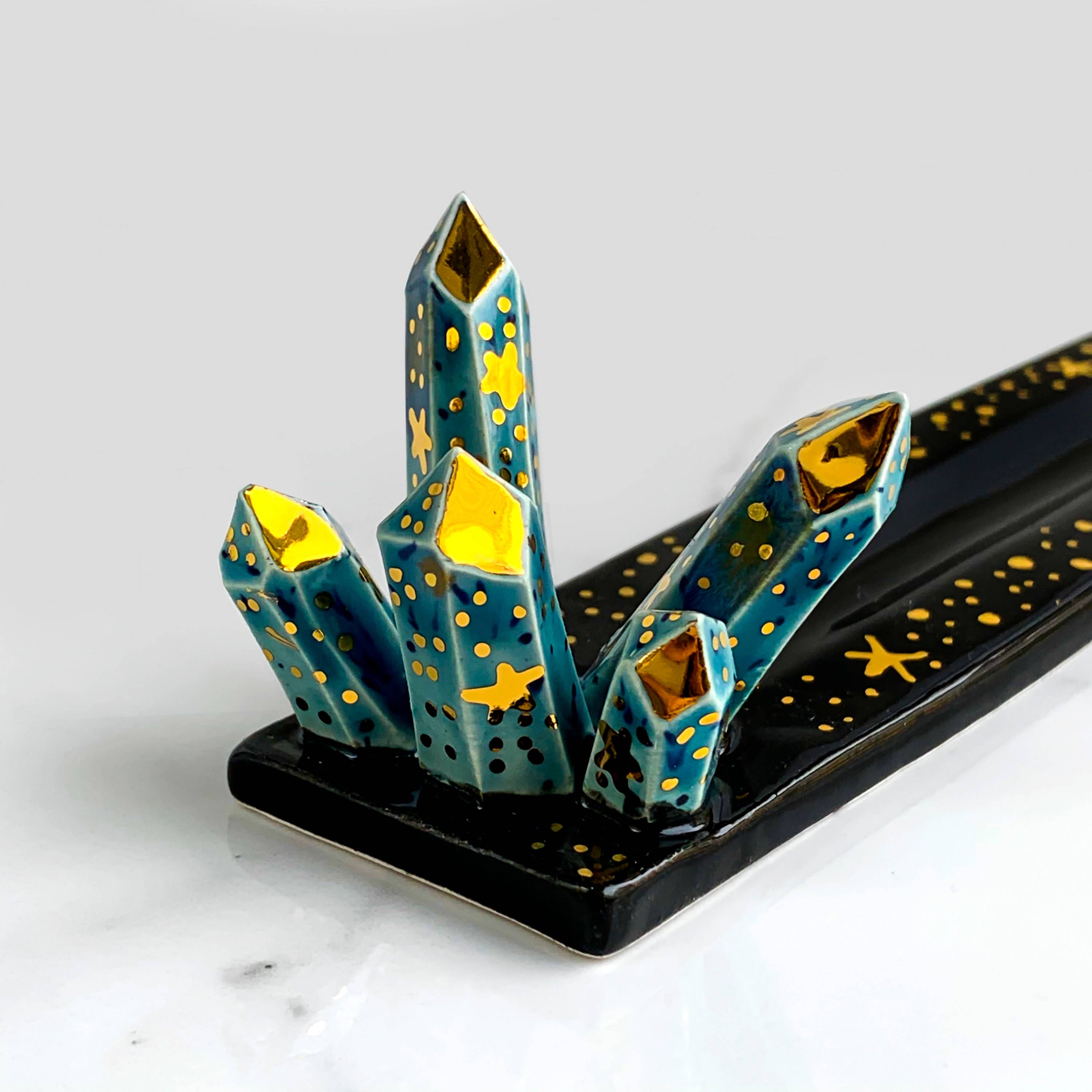 Modern Galaxy Crystal Ceramic Incense Holder - Elegant Home Decor for Aromatherapy, Meditation & Yoga Spaces | Perfect Gift for Zen Lovers