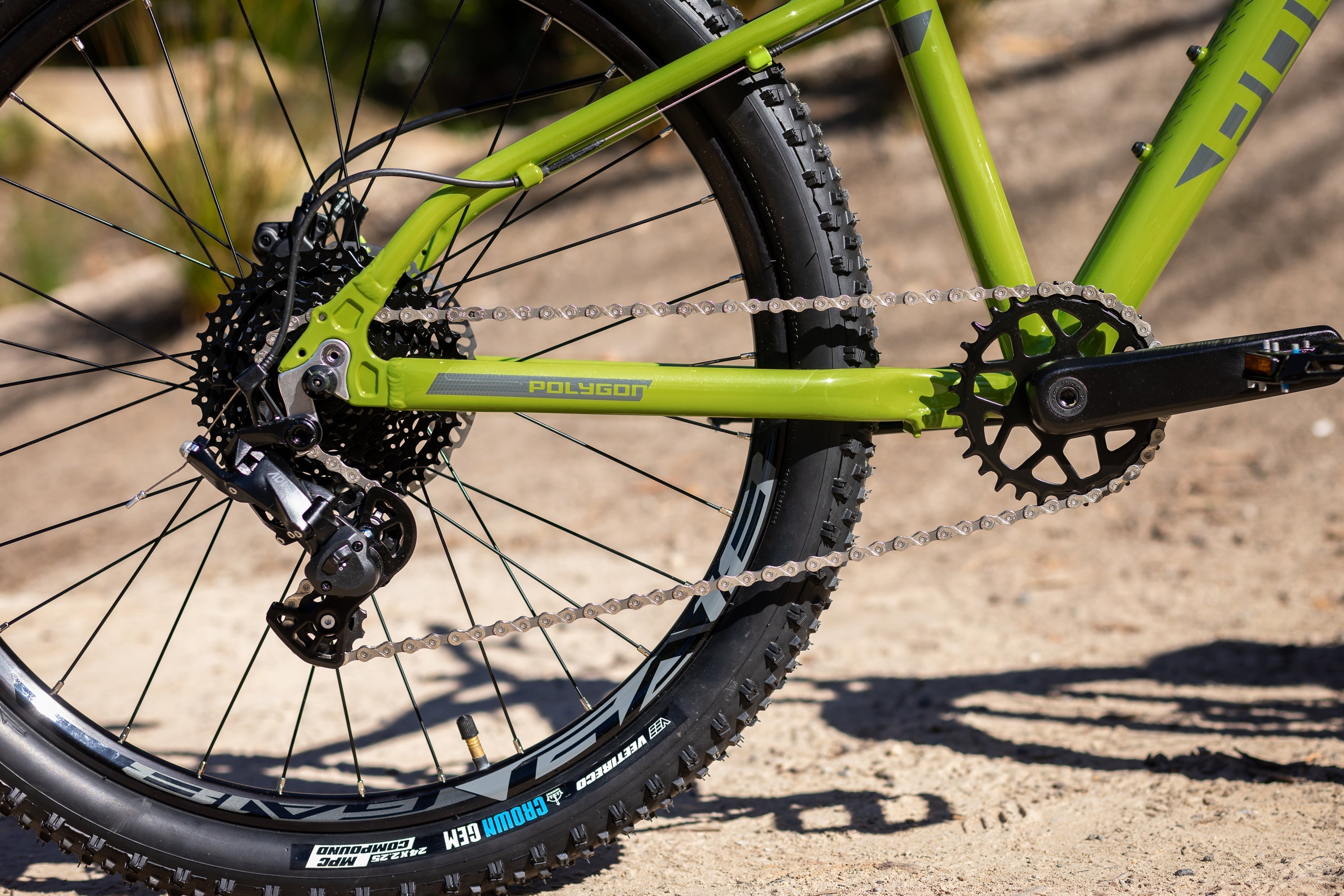 Polygon Premier 24 XC Disc Evo Kids Mountain Bike - 24 Inch Wheels, Lightweight Aluminum Frame, Disc Brakes - Perfect for Trail Riding & Outdoor Adventures