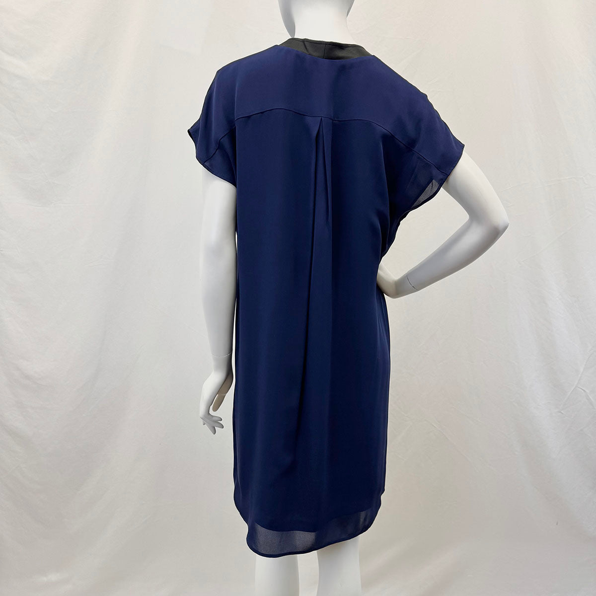 Vince Women's Elegant Cocktail Dress - Perfect for Parties, Weddings & Special Occasions | Formal Evening Gown for Women