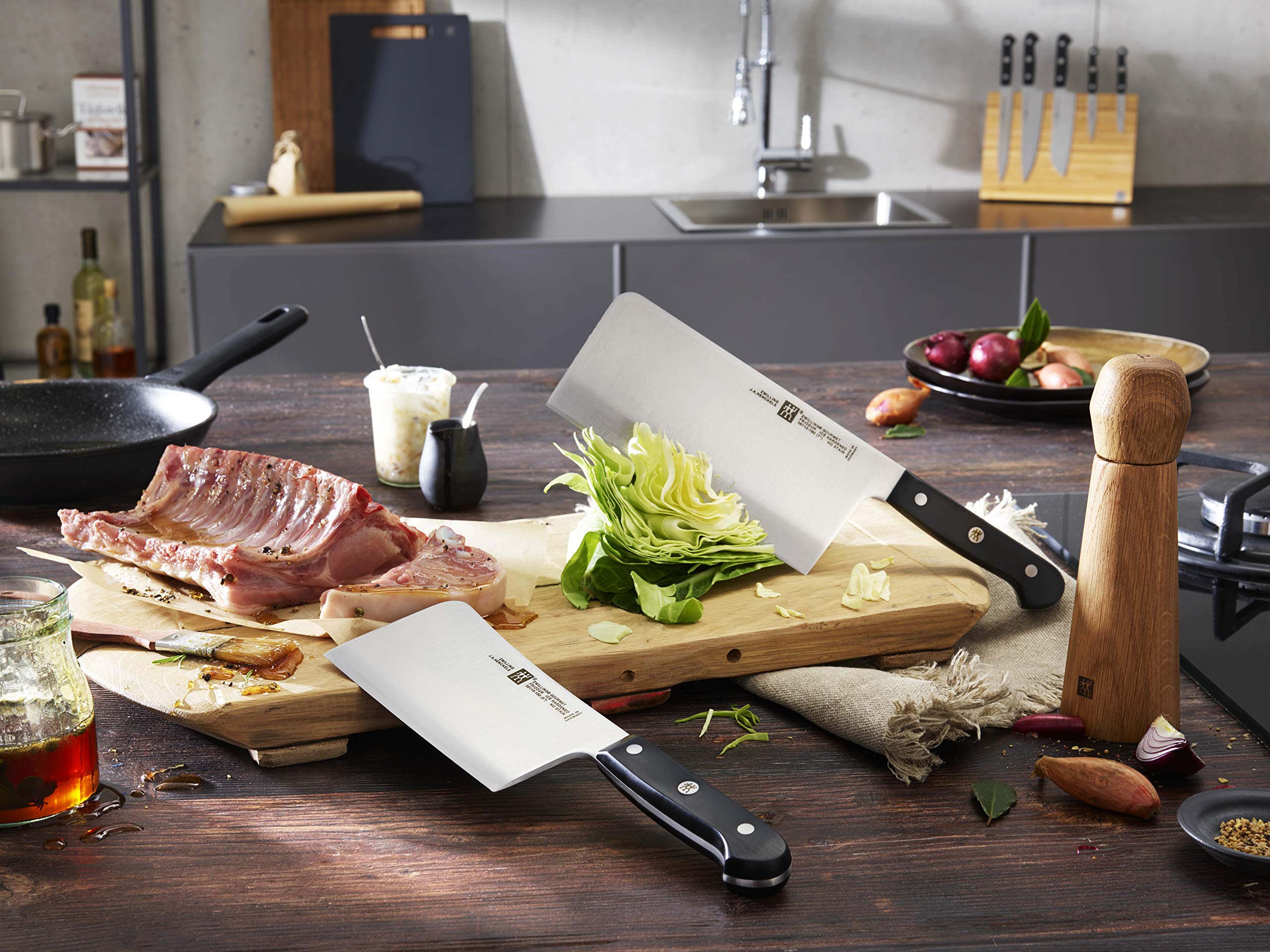 ZWILLING Chinese Chef Knife - 8-Inch High Carbon Stainless Steel Kitchen Knife for Professional Chefs & Home Cooking - Perfect for Slicing, Dicing & Chopping Vegetables, Meat & Herbs