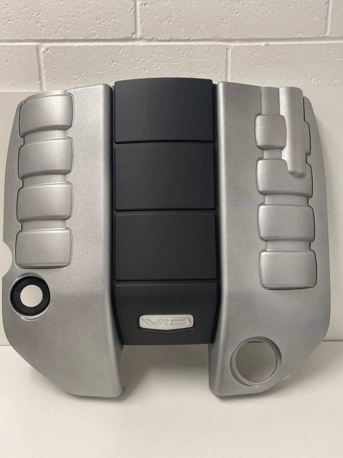 Genuine GM Commodore VE L77 & LS3 Engine Shield Cover - Black & Silver - High-Performance Protection for Daily Driving & Racing