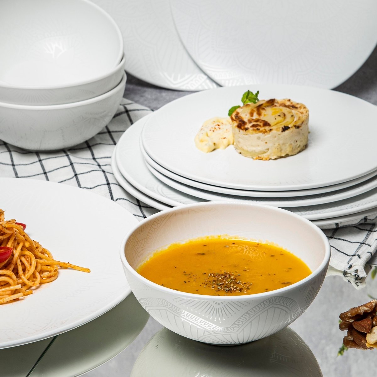 12-Piece La La Mandala Melamine Dinner Plate & Bowl Set - Durable White Dishware for Outdoor Picnics, Camping & Home Decor
