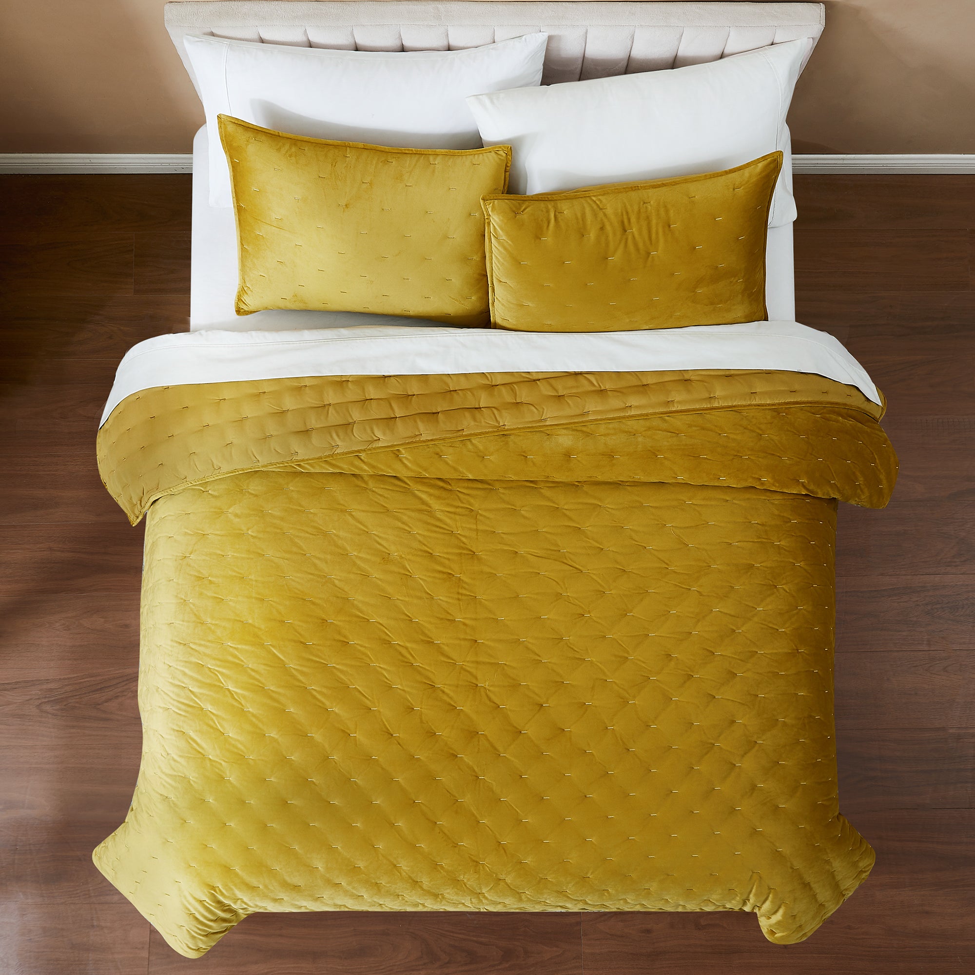 Haven Velvet Embroidered Quilt Set - Ultra Soft 3-Piece Bedding Set for Queen/King Size Beds | Luxury Bedroom Decor & Cozy Winter Nights