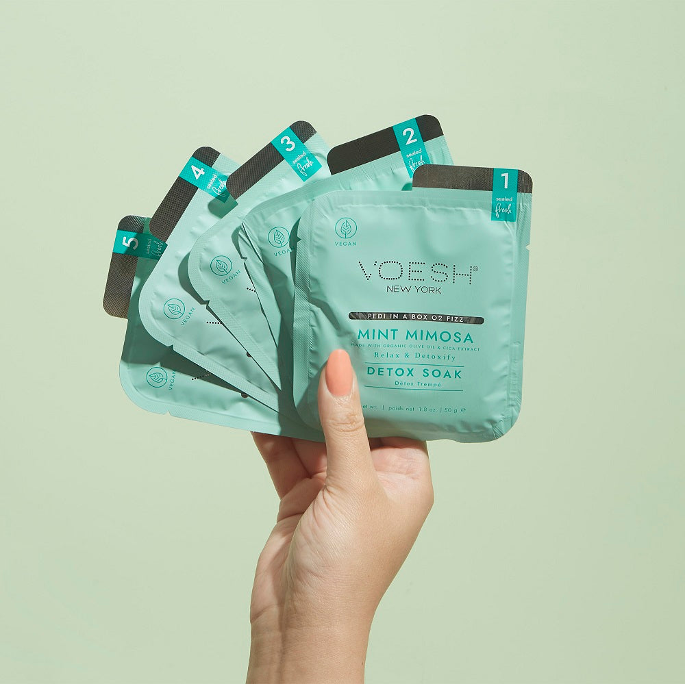 Voesh Pedi in a Box Mint Mimosa - 5 Step At-Home Pedicure Kit for Soft & Smooth Feet | Perfect for Spa Nights, Self-Care Routines & Gift Giving