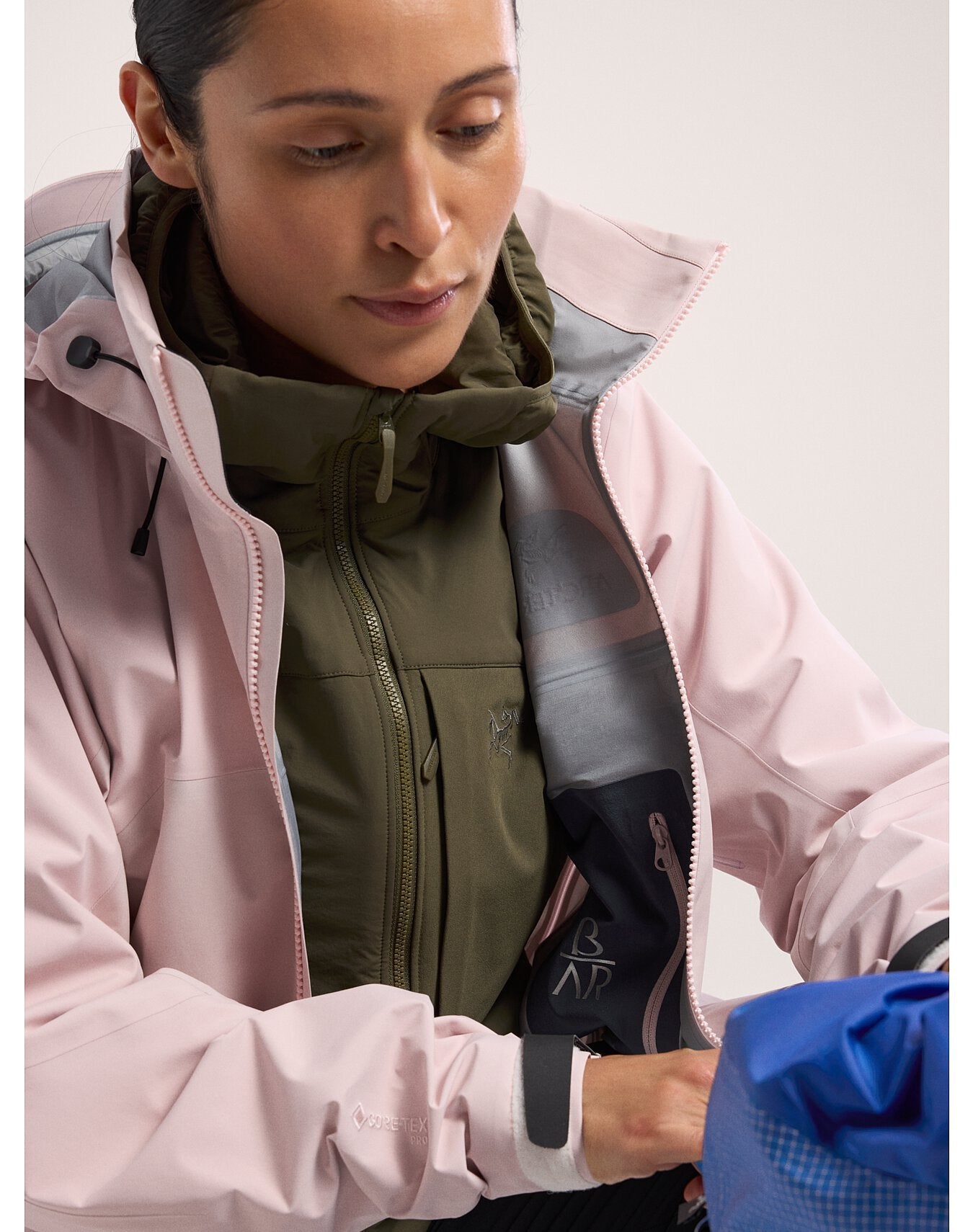 Women's Beta AR Jacket - Lightweight Waterproof Hiking Shell for Outdoor Adventures | Perfect for Trail Running, Camping & Mountain Climbing
