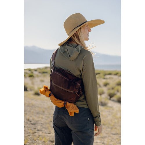 Peak Design Outdoor Sling 7L Eclipse - Waterproof Camera Bag for DSLR & Mirrorless - Compact Crossbody Sling Pack for Hiking, Travel & Everyday Carry