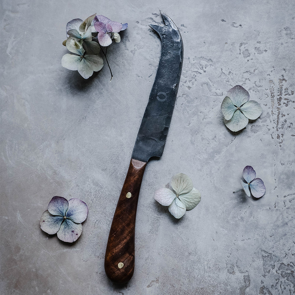 Premium Hand-Forged Cheese Knife Set - Stainless Steel Cheese Slicer & Cutter for Parties, Charcuterie Boards & Gourmet Cheese Tasting