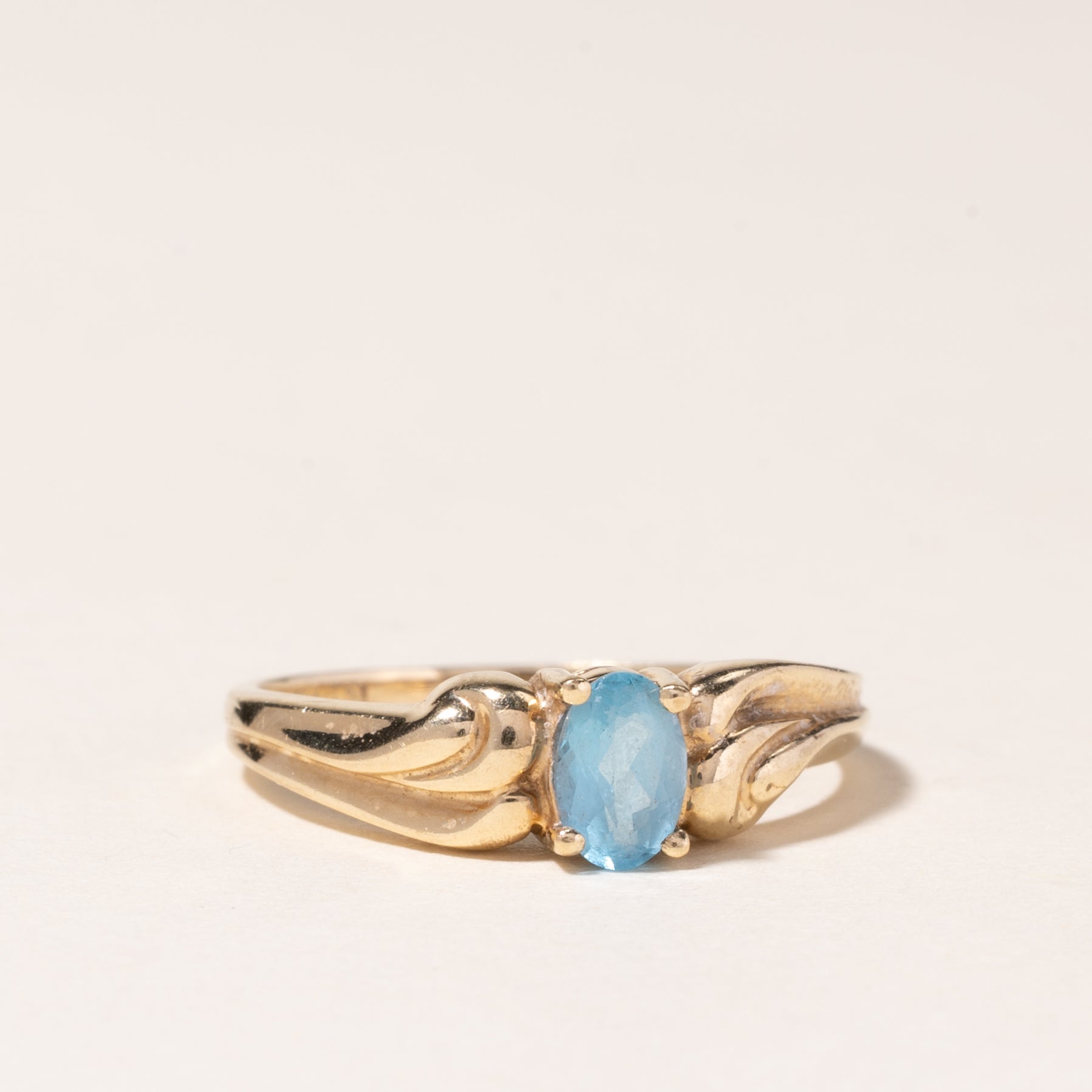 10K Yellow Gold Blue Topaz Ring - 0.43ct Oval Cut Gemstone Ring - Size 7 - Perfect for Engagement, Anniversary & Gift Giving