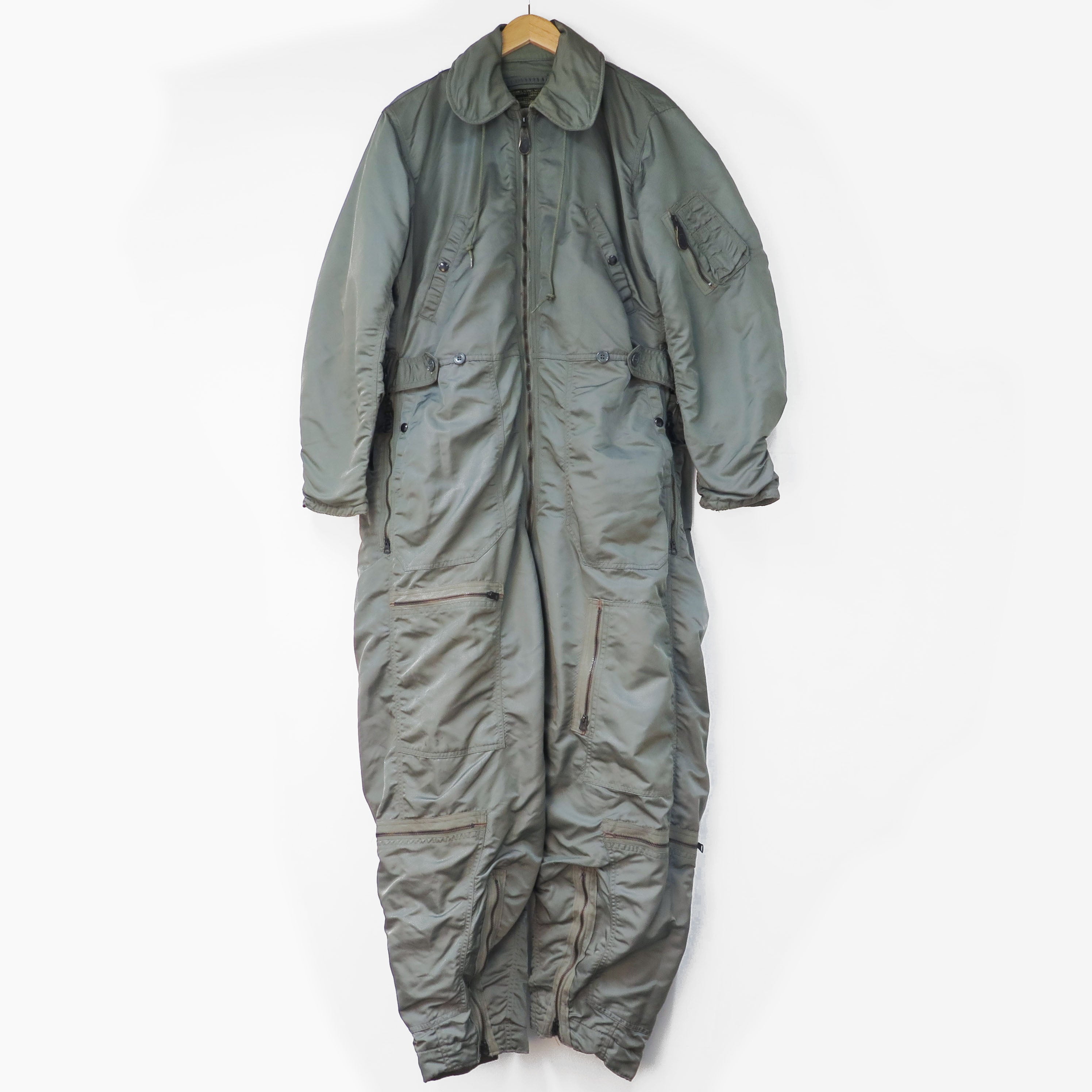USAF US Air Force CWU I/P Flight Coverall 1960 - Size Large Long - Vintage Military Jumpsuit for Aviation Enthusiasts & Collectors - Perfect for Reenactments, Cosplay & Outdoor Adventures