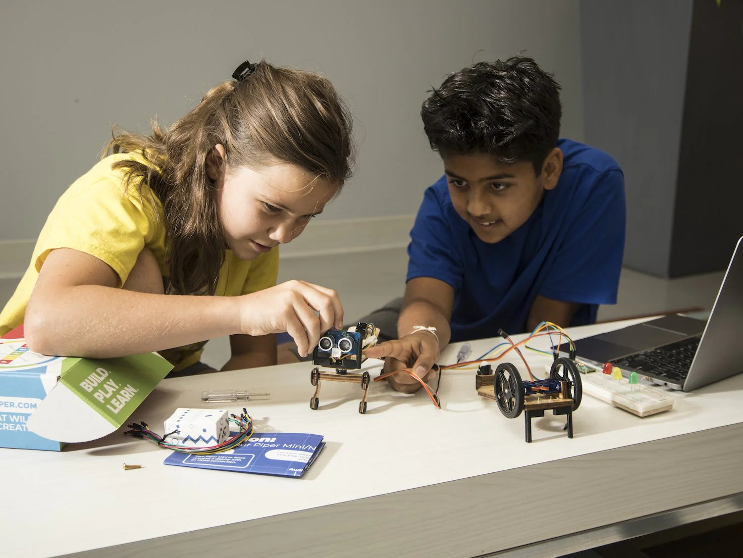 Piper Make Walker - DIY Robotics Kit for Kids | STEM Learning & Coding Projects | Perfect for Home & Classroom STEM Activities