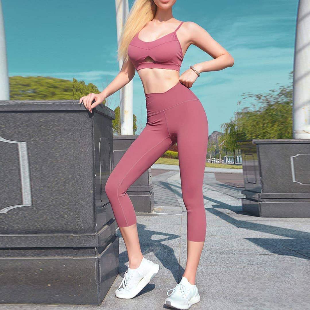Morefeel Women's V Cross Waist Capri Leggings - Tummy Control Butt Lift Yoga Pants for Summer Workouts, Gym & Sports | Soft High-Waisted Tights for Running, Pilates & Lounge Wear