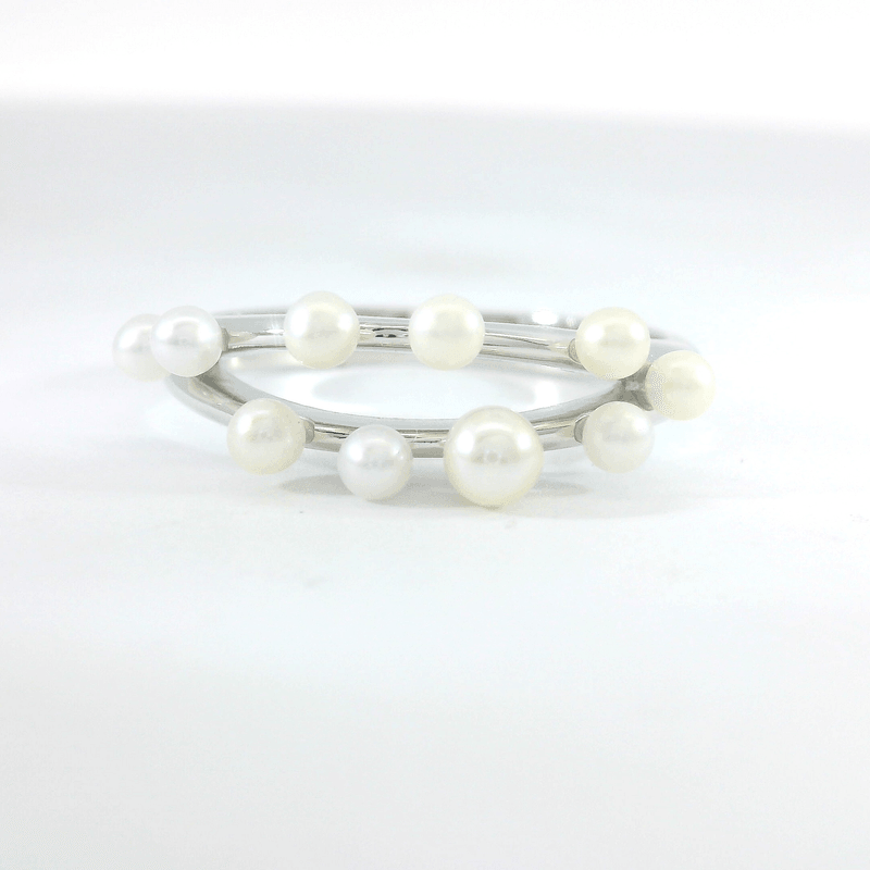 Exquisite Pearl Cluster Ring for Women - Elegant & Timeless Jewelry Gift for Weddings, Anniversaries & Special Occasions