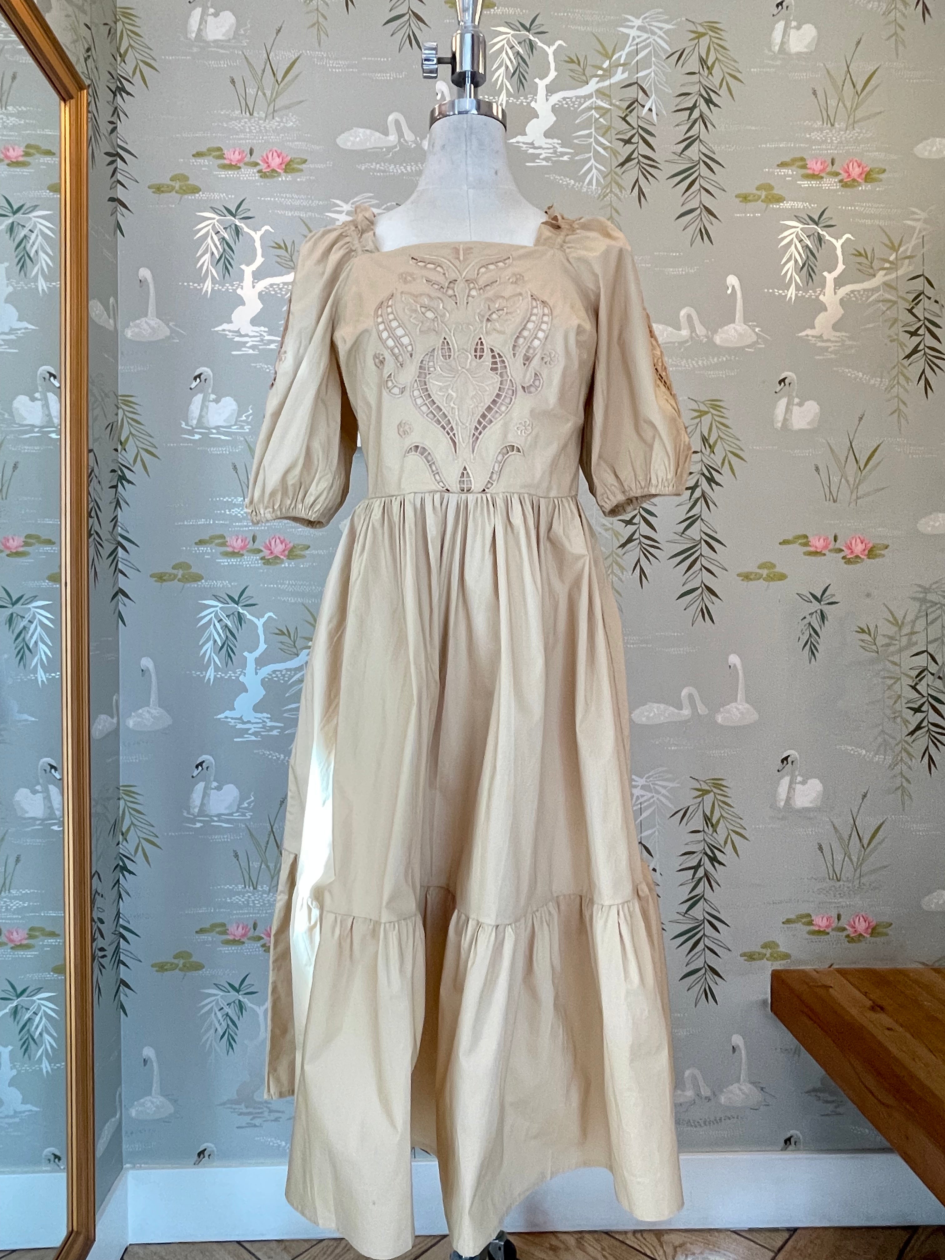 Remi Dress - Elegant Women's Floral Summer Dress for Casual Wear, Parties & Beach Outfits | Perfect for Date Nights, Vacations & Special Occasions