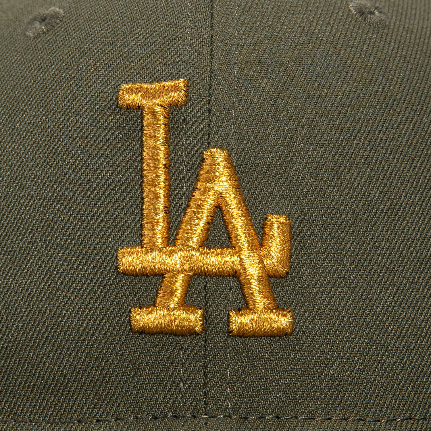 New Era 59Fifty Los Angeles Dodgers Viva Los Dodgers Patch Snapback Hat - Olive Green Baseball Cap for Men & Women - Perfect for Games, Streetwear & Sports Fan Collections