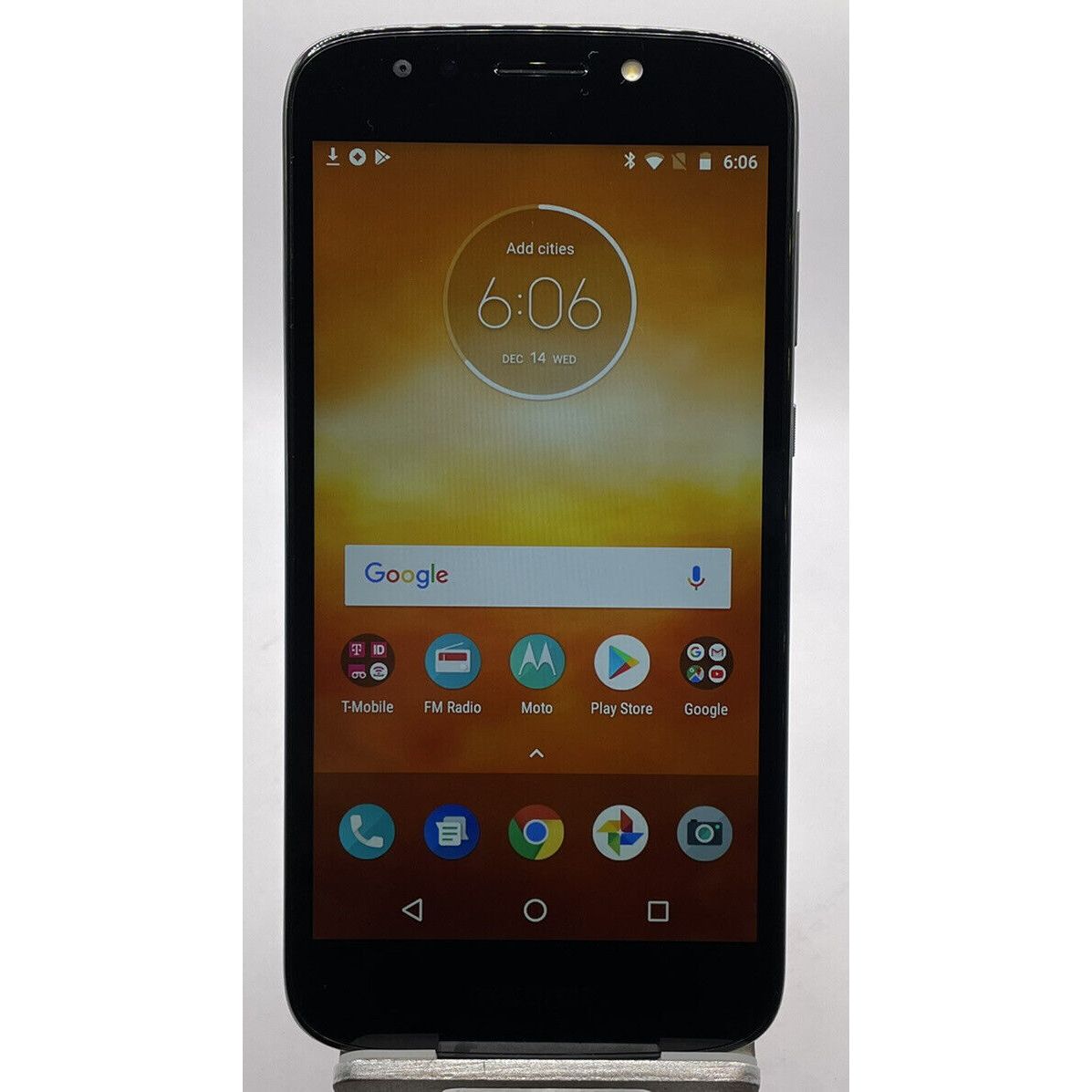 Unlocked Motorola Moto E5 Play XT1920 4G LTE Smartphone - Perfect for Travel, Business & Everyday Use