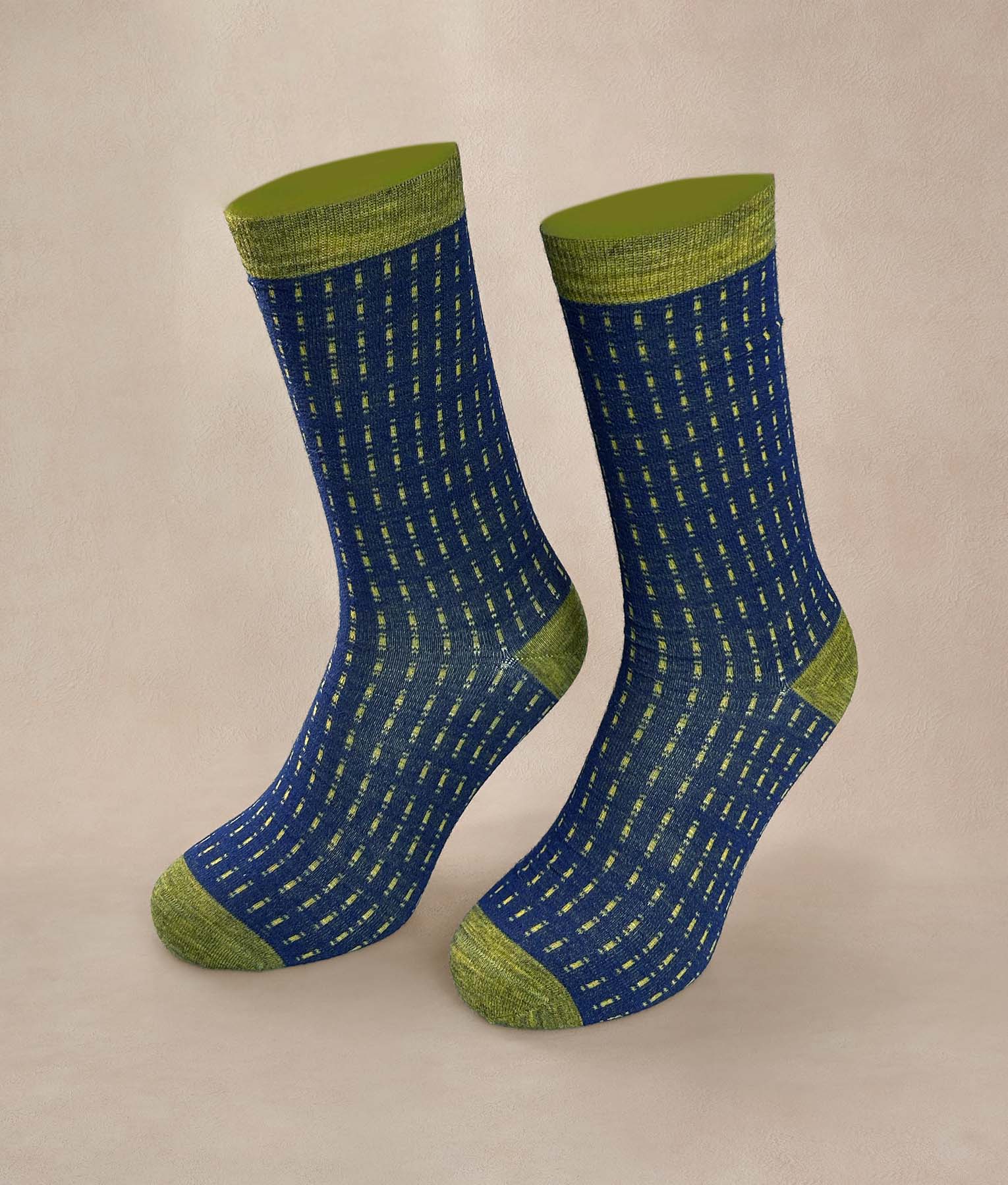 Men's Green Striped Casual Socks - Comfortable Breathable Cotton Crew Socks for Everyday Wear, Sports & Outdoor Activities