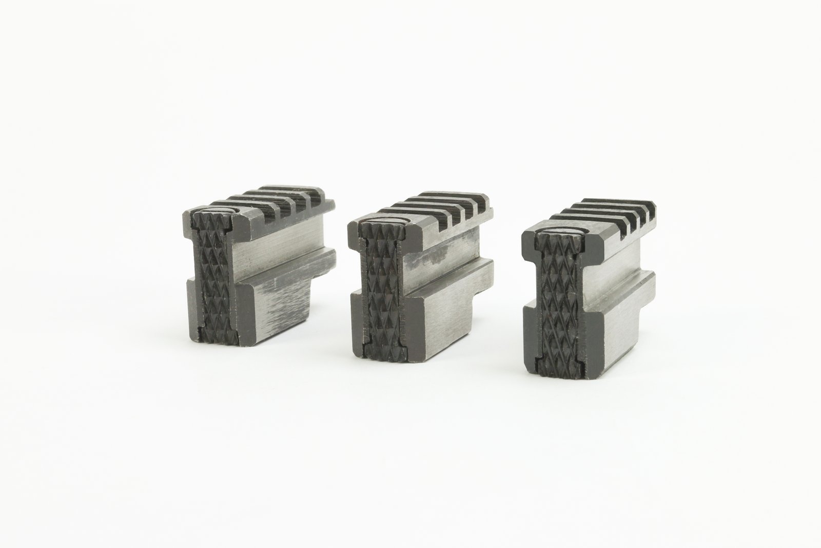 Steel Dragon Tools 1215 Chuck Jaws & Inserts for Pipe Threading Machine - Replacement Parts for Plumbing & Pipe Fitting - Perfect for Professional Plumbers & DIY Home Repairs