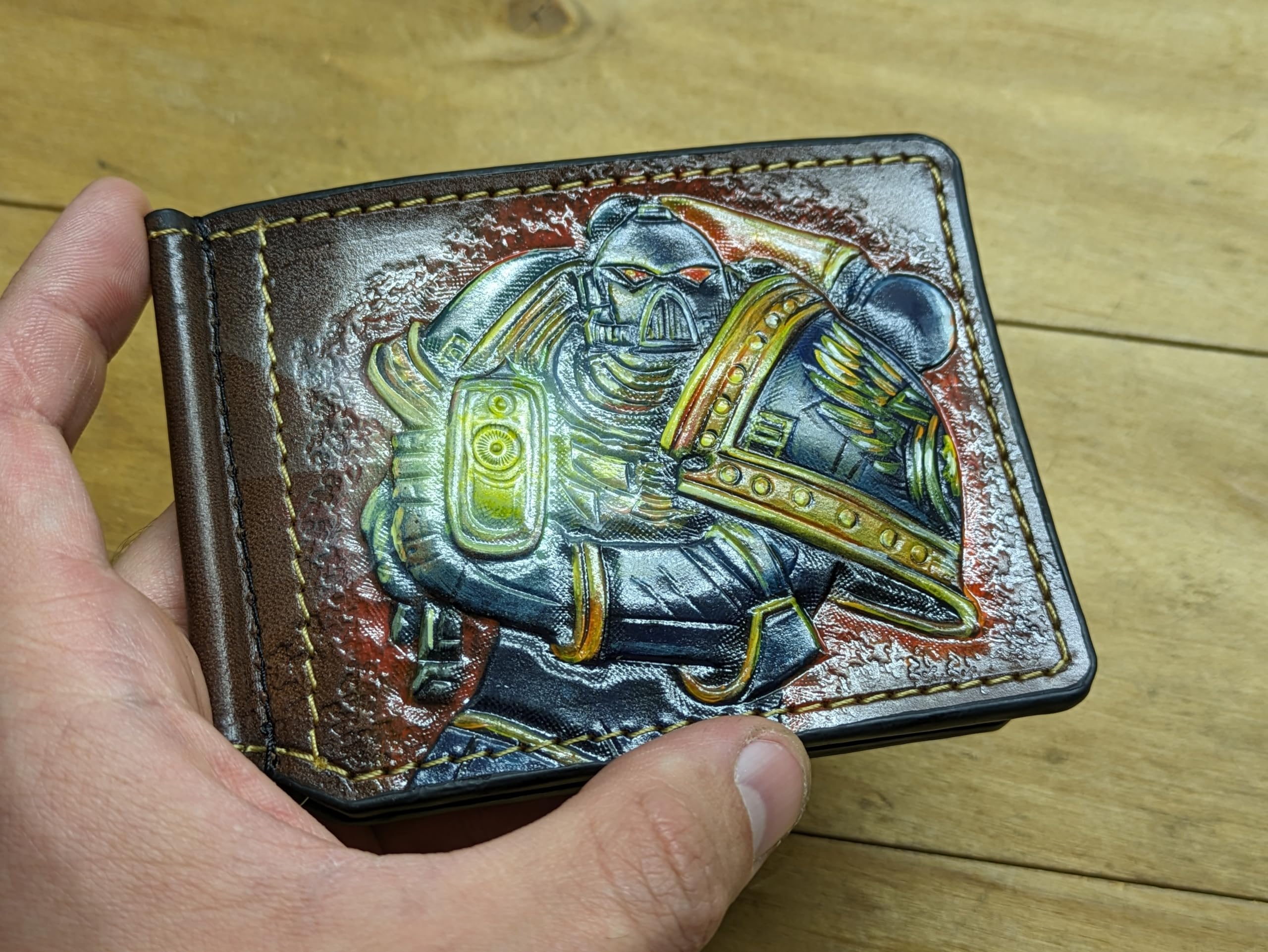 Warhammer 40K Genuine Leather Wallet for Men - Handmade 3D Carved Orks & Chaos Forces Design with Money Clip | Custom Personalized Airbrush Art Tooled Wallet | Perfect Gift for Gamers & Collectors