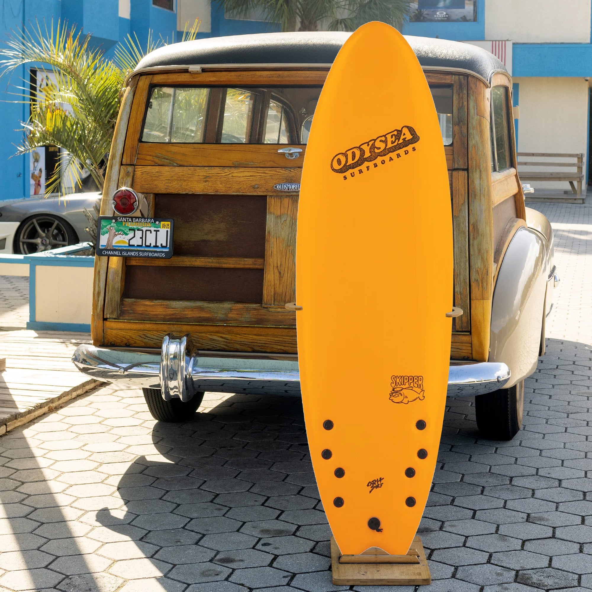 Catch Surf Odysea Skipper 5'6 Quad Soft Surfboard - Premium Soft Top Surfboard for Beginners & Intermediate Surfers | Perfect for Small Waves & Summer Beach Fun
