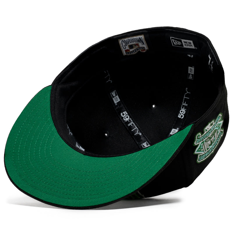 New Era x Politics Pittsburgh Pirates 59FIFTY Fitted Hat - Black MLB Baseball Cap for Men & Women - Perfect for Games, Sports & Streetwear Fashion