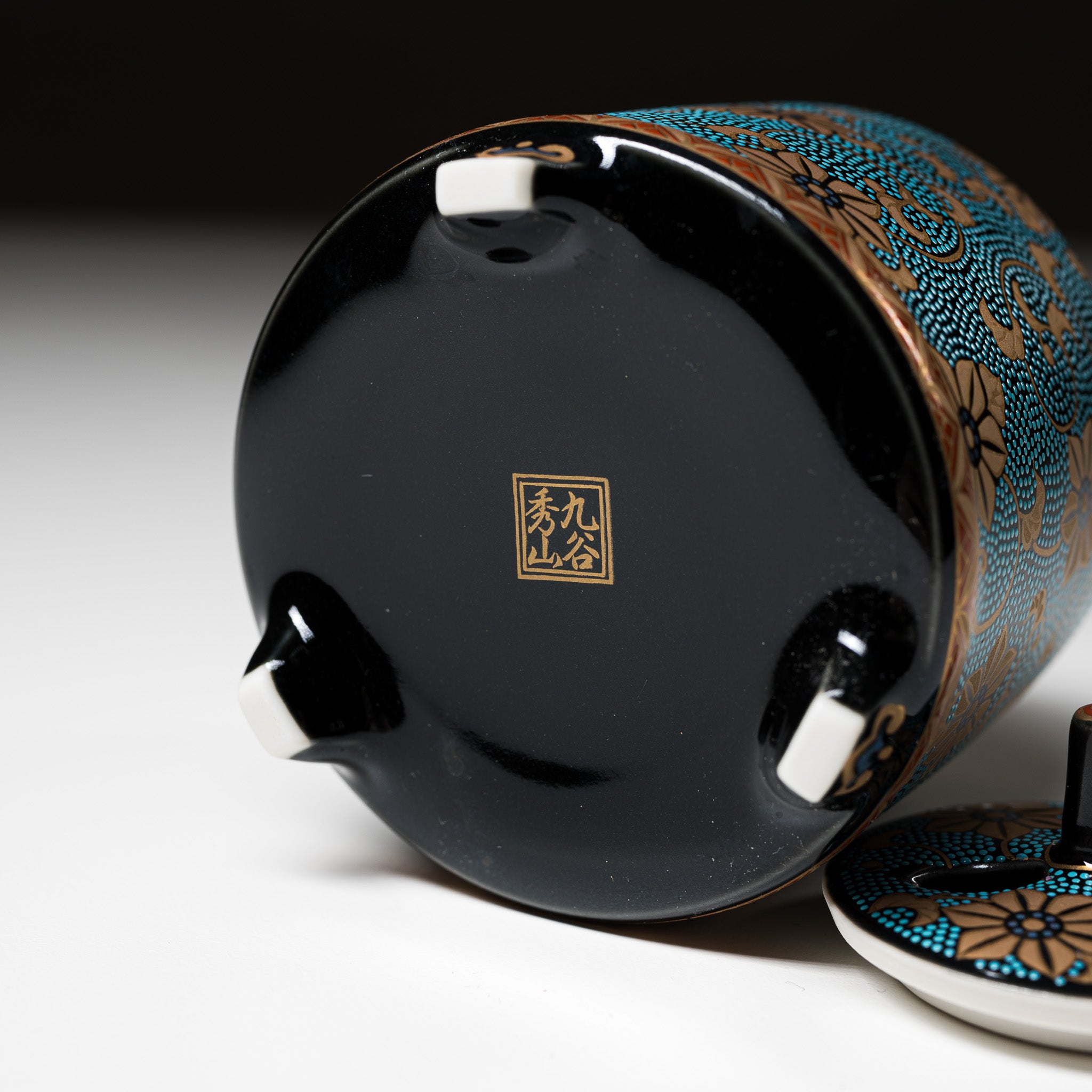 Premium Kutani Ware Incense Burner - Handcrafted Japanese Aochibu Ceramic for Aromatherapy & Home Decor | Perfect for Meditation, Yoga & Zen Spaces