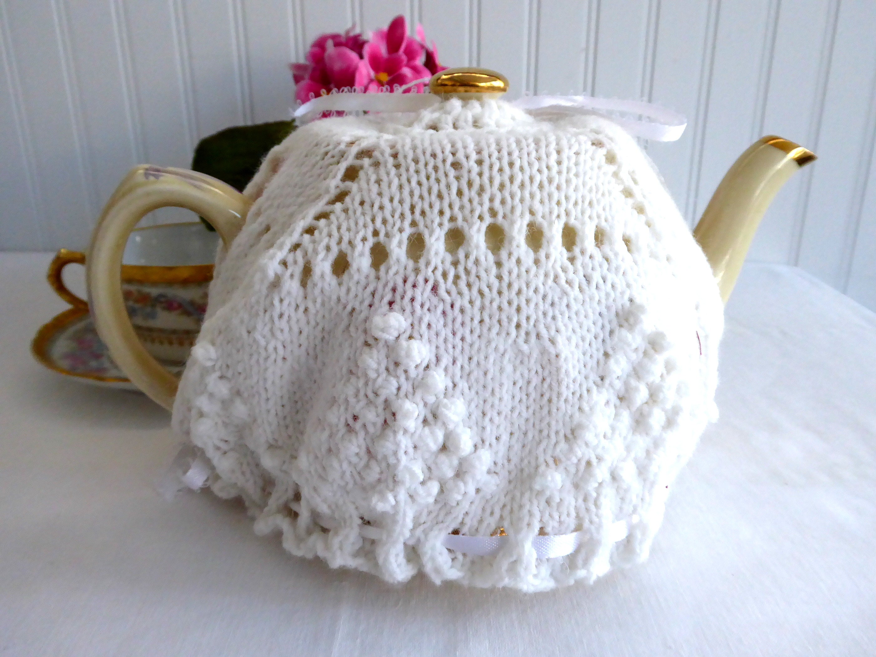 Hand Knit White Tea Cozy with Popcorn Stitch - Medium Stretchable Knitted Tea Pot Cover for English Breakfast, Herbal Tea & Coffee Makers - Perfect for Home, Office & Gift Giving