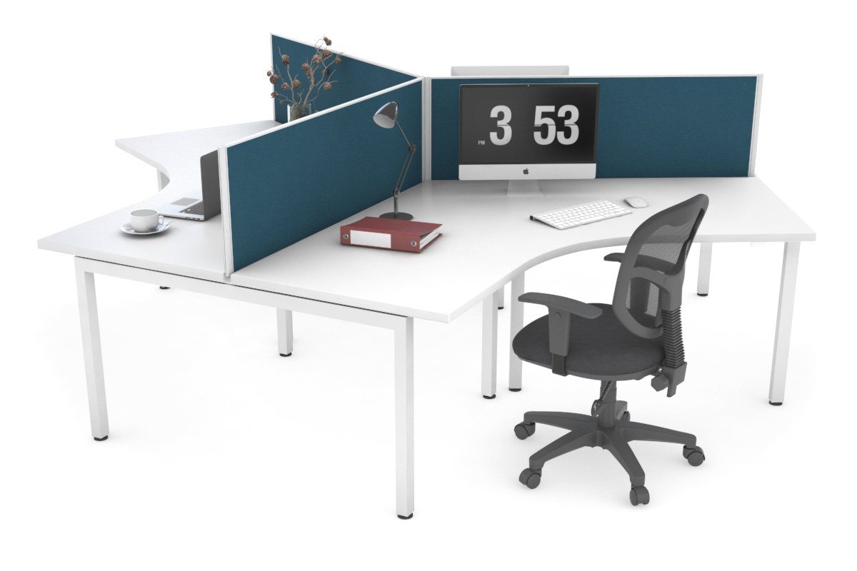 Quadro Square Legs 3-Person 120° Office Workstation - Modular Desk System for Collaborative Workspaces & Team Projects