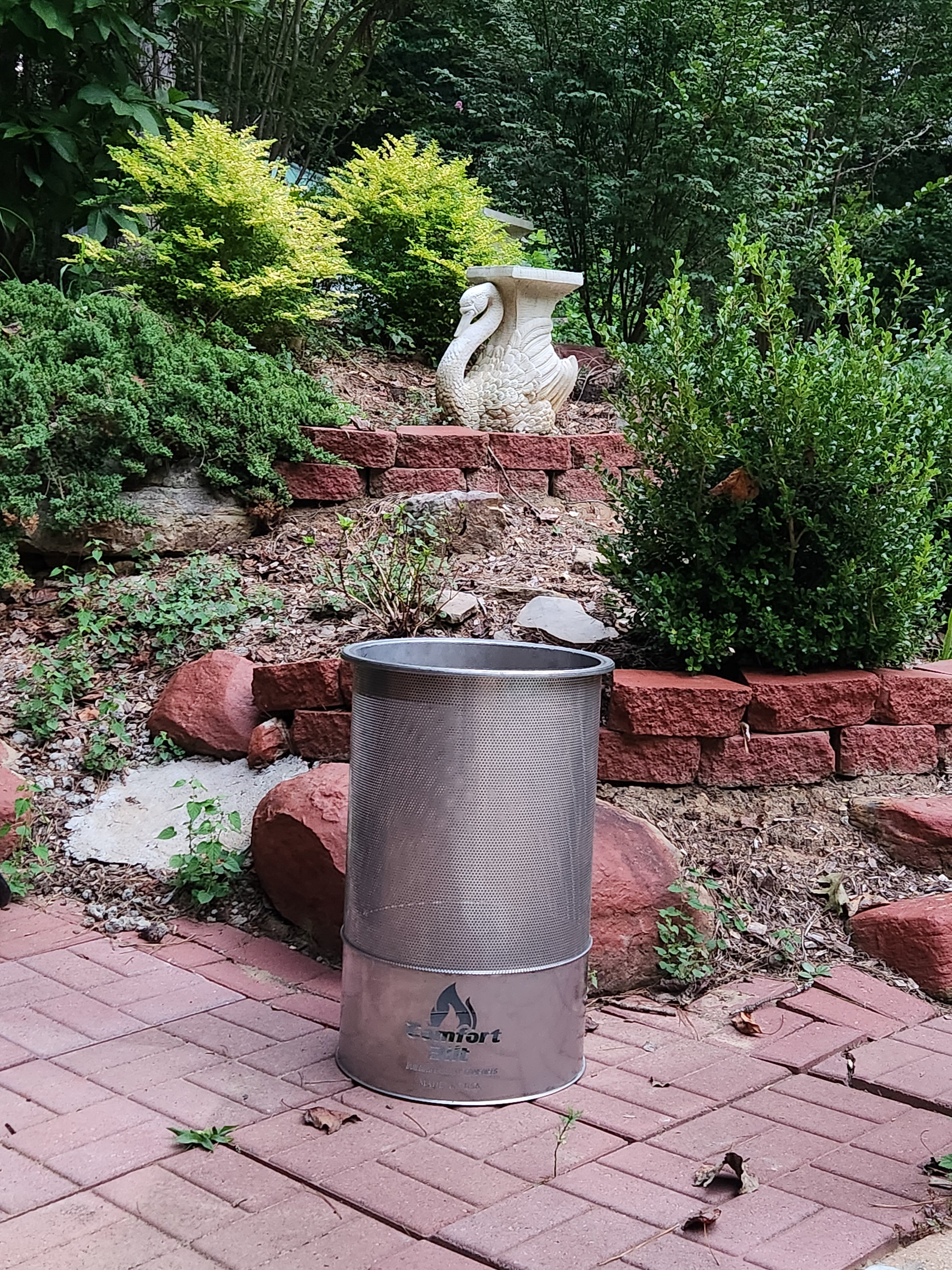 Comfortbilt Outdoor Fire Tower - Portable Fire Pit for Camping, Backyard, Patio & Picnics | Durable Steel Construction | Perfect for Roasting Marshmallows & Outdoor Gatherings