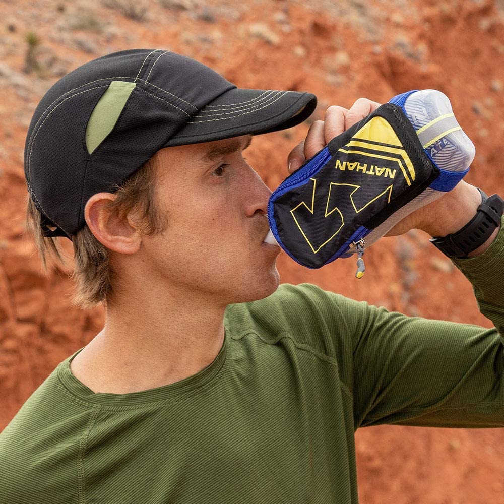 Nathan SpeedDraw Plus Insulated Flask - 18oz Handheld Running Water Bottle with Leakproof Lid | BPA-Free Hydration for Runners, Hiking, Cycling & Outdoor Sports | Easy Grip Design (Black/Metallic Gold) | Perfect for Marathon Training & Trail Adventures