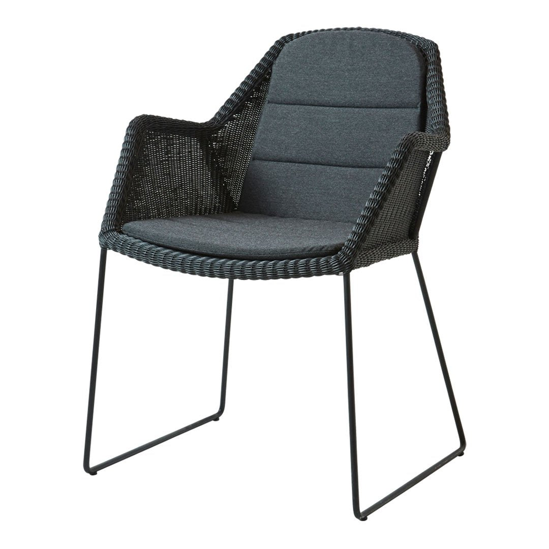 Breeze Outdoor Chair with Sled Base - Lightweight Patio Furniture for Backyard, Poolside & Camping - Comfortable Lounge Chair for Relaxing in Sun or Shade