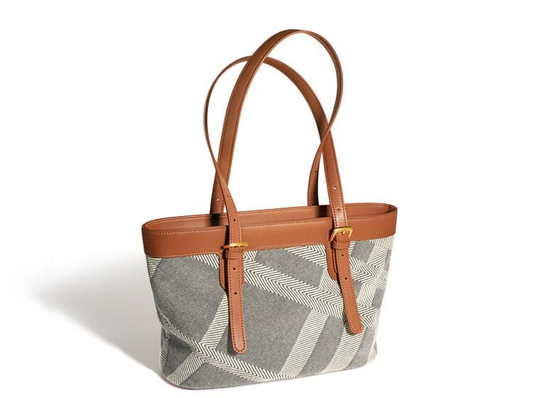 Stylish Women's Leather Shoulder Tote Bag for Work & Travel - Premium Genuine Leather Handbag with Spacious Compartment, Perfect for Office, Commuting & Weekend Getaways