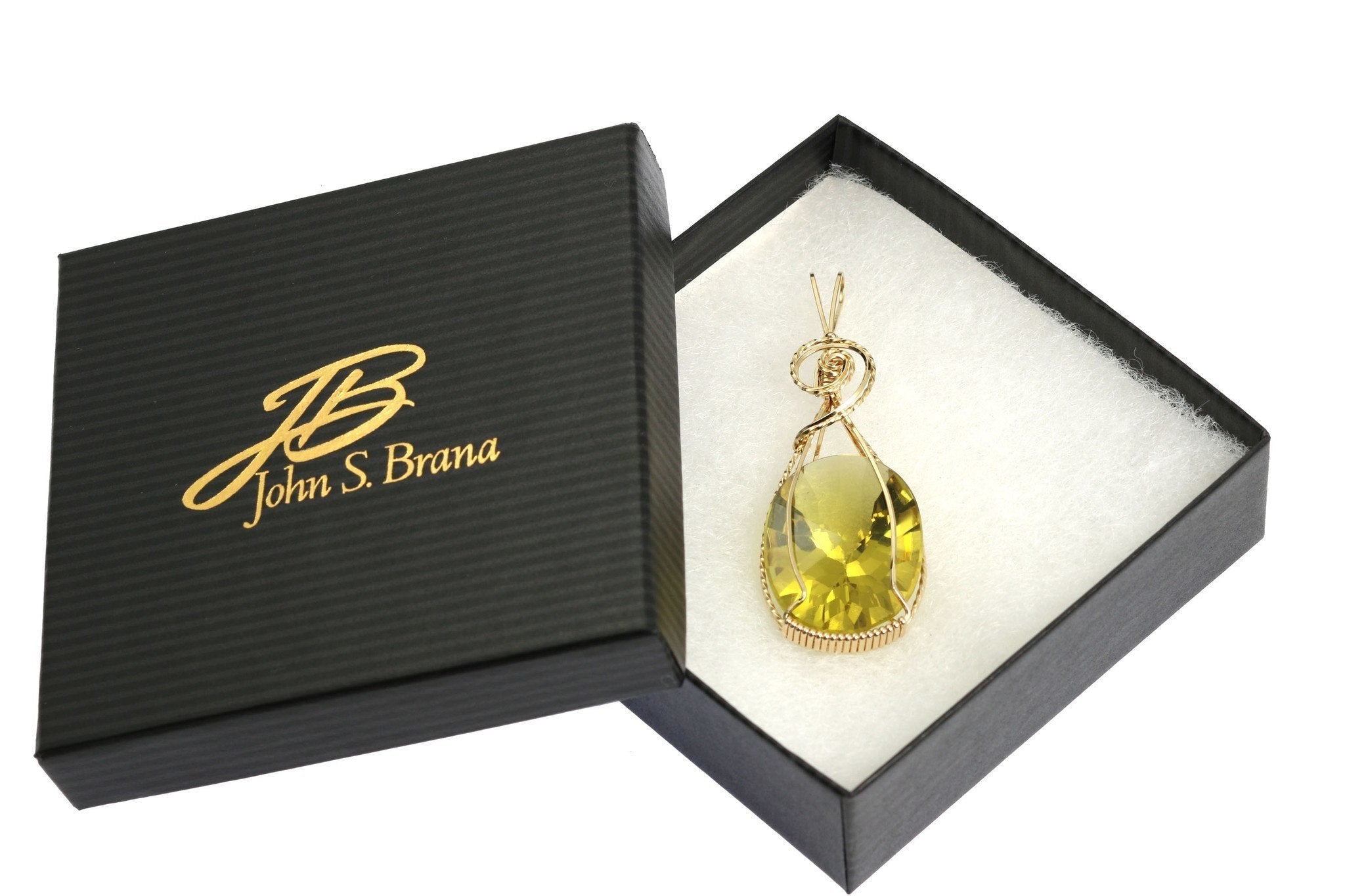 49.5 CT Oval Green Gold Quartz Pendant in 14K Gold Filled - Elegant Jewelry for Women, Perfect for Parties, Weddings & Everyday Wear