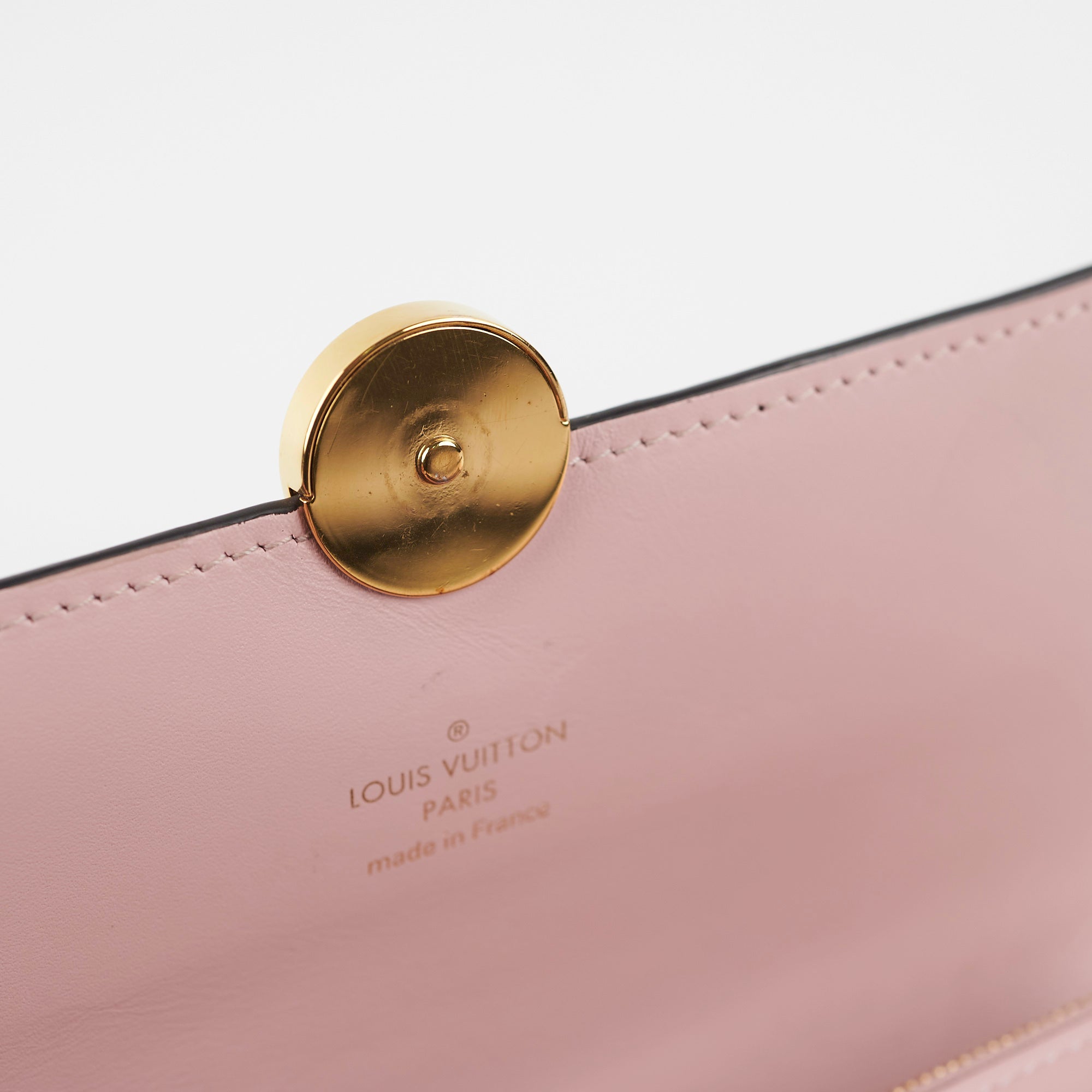 Louis Vuitton Flore Wallet on Chain WOC Monogram Pink Crossbody Bag - Stylish & Compact for Everyday Use, Travel & Special Occasions