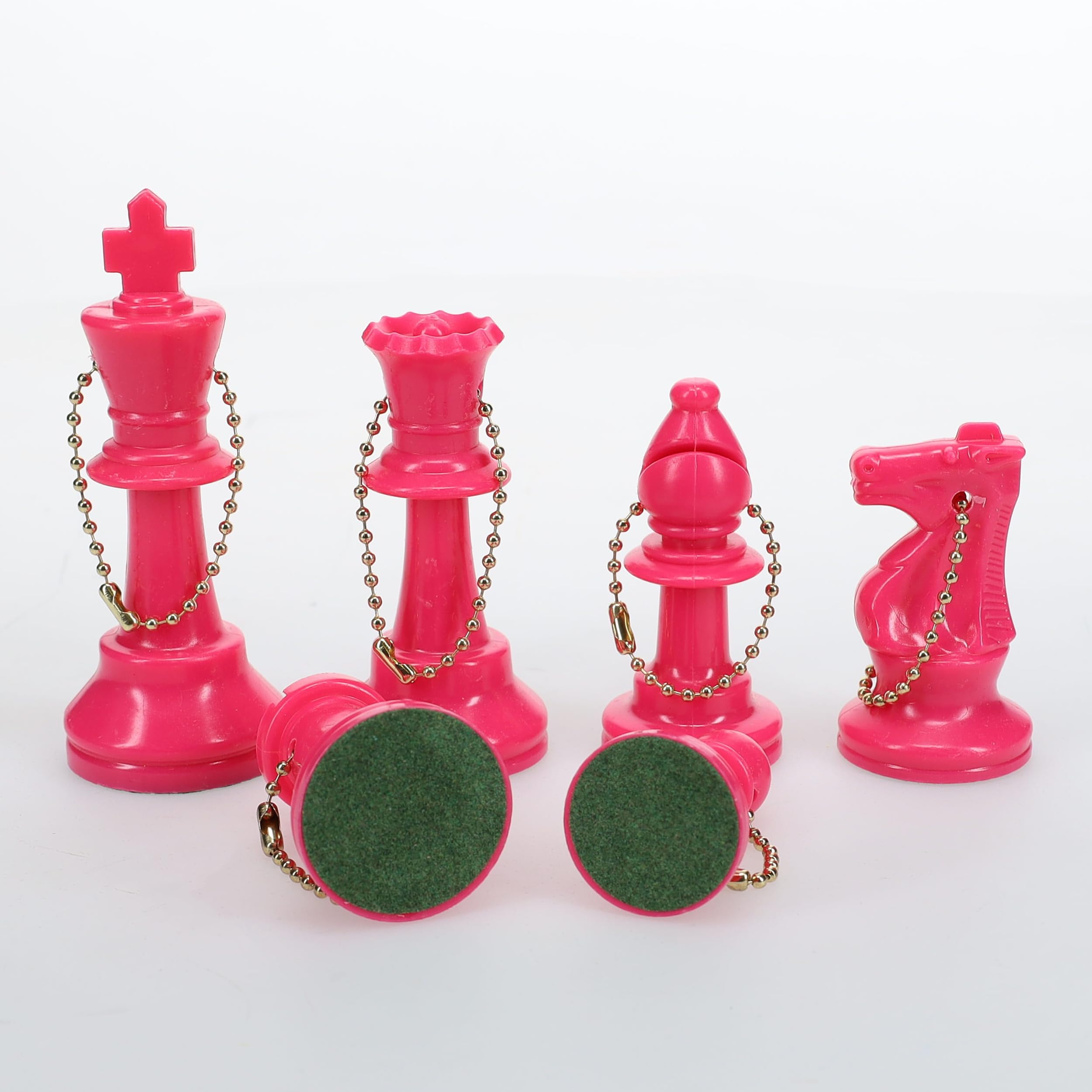 WE Games 粉色钥匙链国际象棋套装 - 17件便携式棋子，适合旅行、派对、礼物和收藏