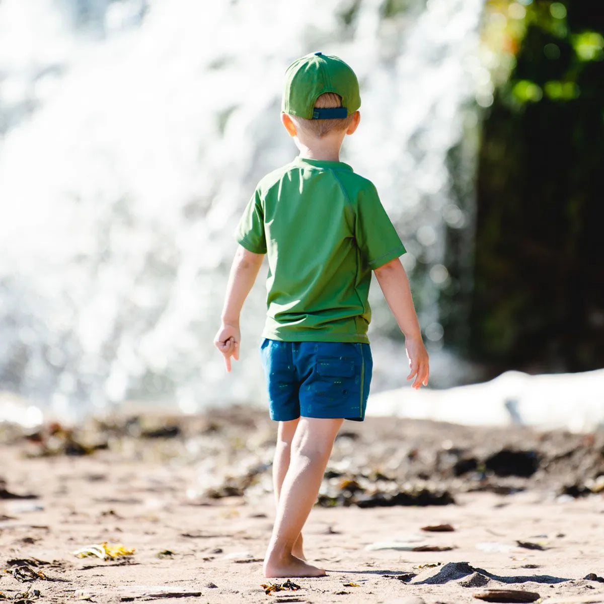 Calikids Toddler & Kid Boys' Long Sleeve Rashguard UV Protection Swim Shirt - Green with Van Graphic - Sizes 12 Months to 7 Years - Perfect for Beach, Pool, Surfing & Outdoor Water Activities