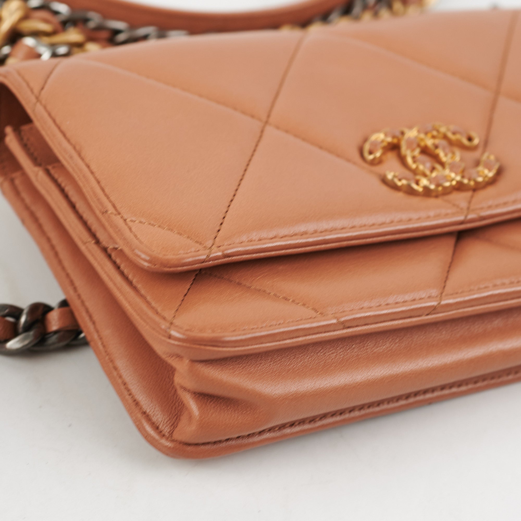 Chanel 19 Wallet on Chain WOC Lambskin Leather Crossbody Bag in Caramel - Perfect for Everyday Use, Date Night & Special Occasions