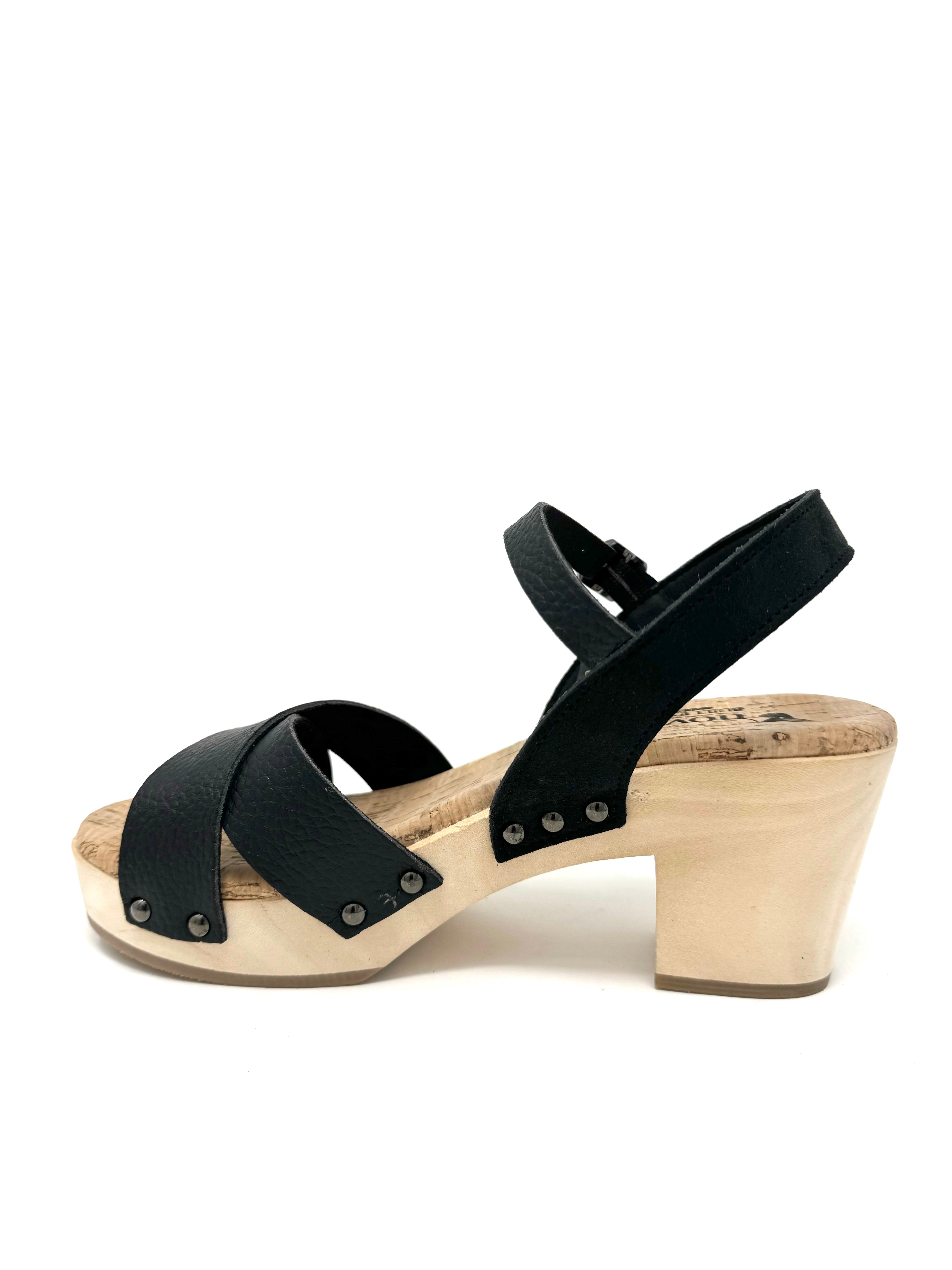 Novacas Black Chloe Clog - Comfortable & Stylish Women's Slip-On Shoes for Casual Wear, Work & Outdoor Activities