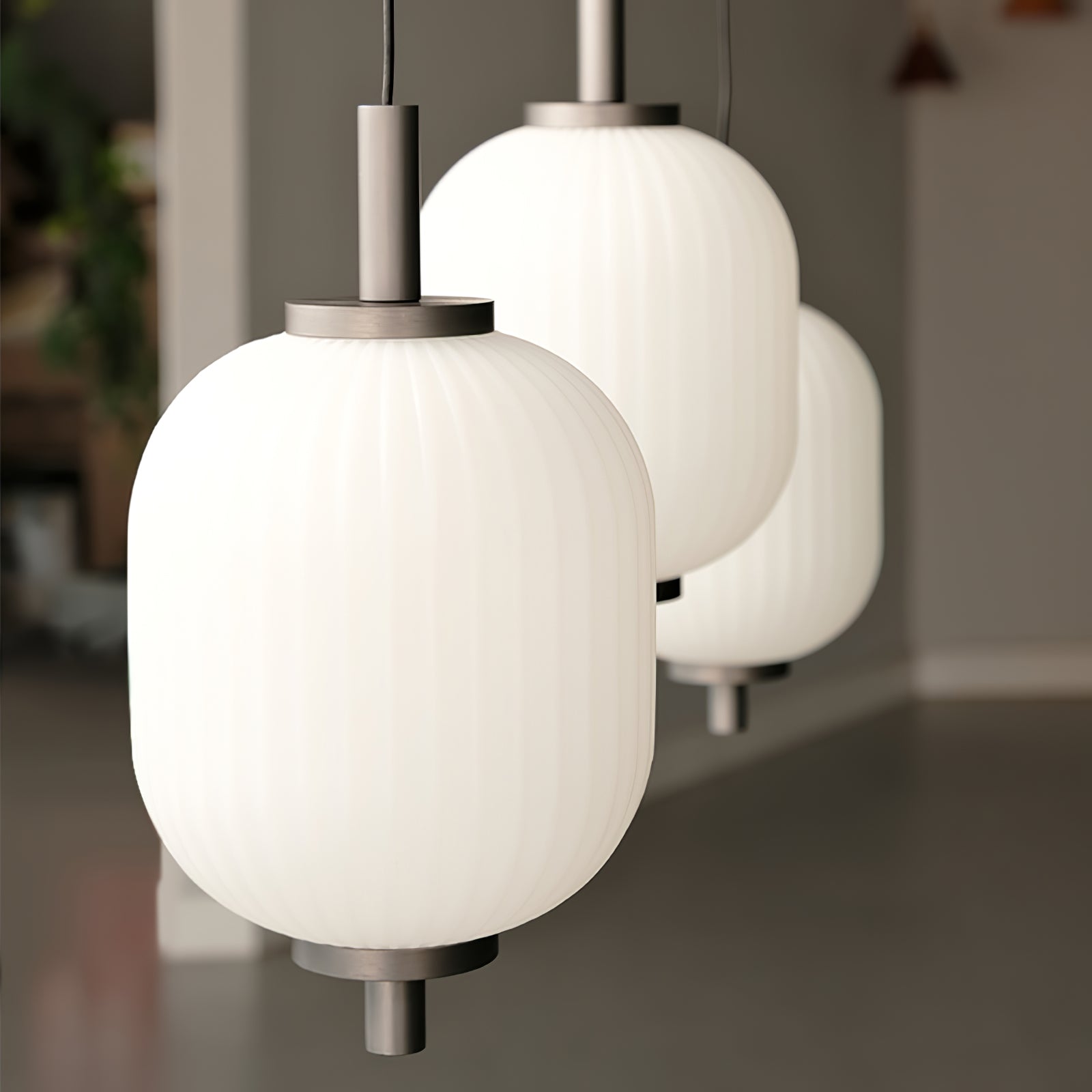 Modern Pendant Light Fixture - Adjustable Hanging Chandelier for Kitchen Island, Dining Room & Bedroom - Elegant Glass & Metal Ceiling Lamp for Home Decor