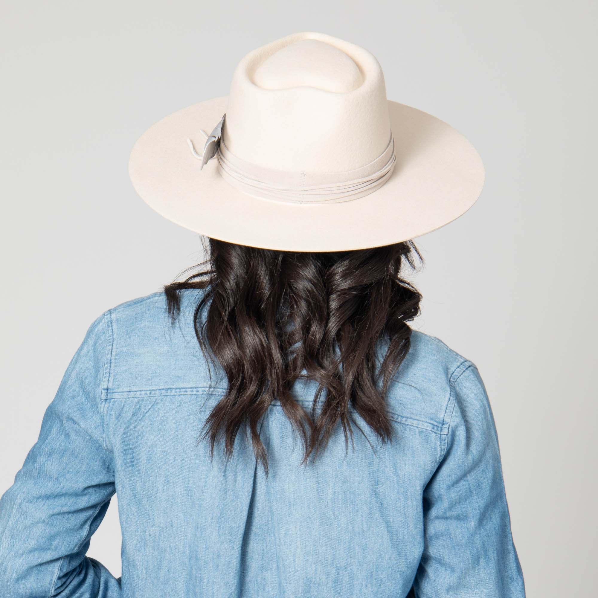 Stylish Women's Stiff Brim Fedora Hat with Heart Shaped Crown - Fashionable Sun Hat for Outdoor Events, Beach Vacations & Summer Parties