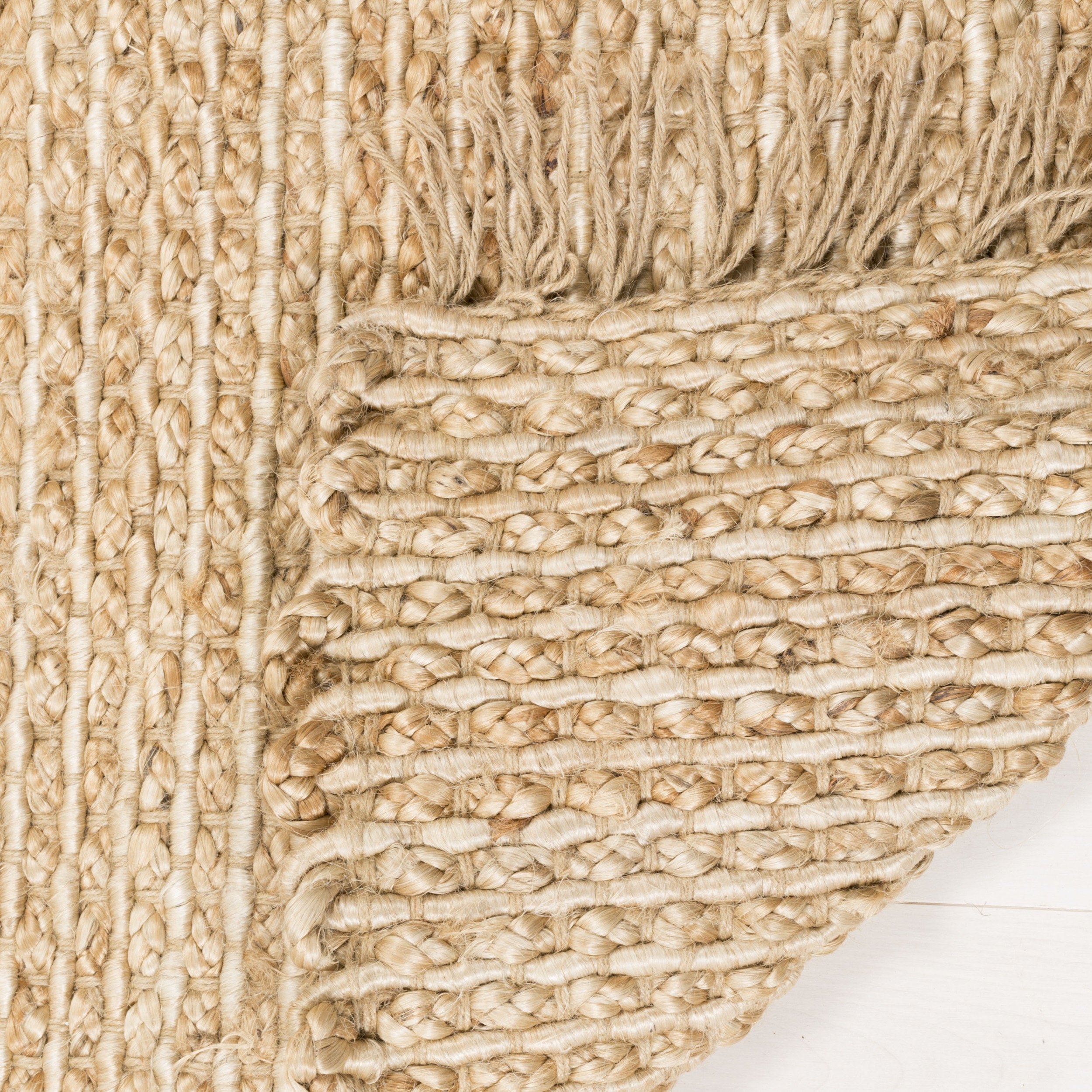 SAFAVIEH Handmade Jute Area Rug 5' x 8' - Natural Fiber Collection for Living Room & Bedroom | Durable & Stylish Floor Covering for High Traffic Areas | Eco-Friendly Home Decor (NF466A)