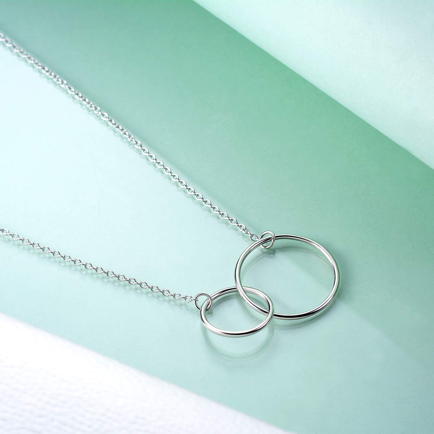 SOULMEET Sterling Silver Sisters Forever Necklace - Meaningful Jewelry Gift for Sister, Best Friend | Christmas, Birthday, Anniversary Present | Perfect for Matching Sister Jewelry, Special Occasions & Heartfelt Moments