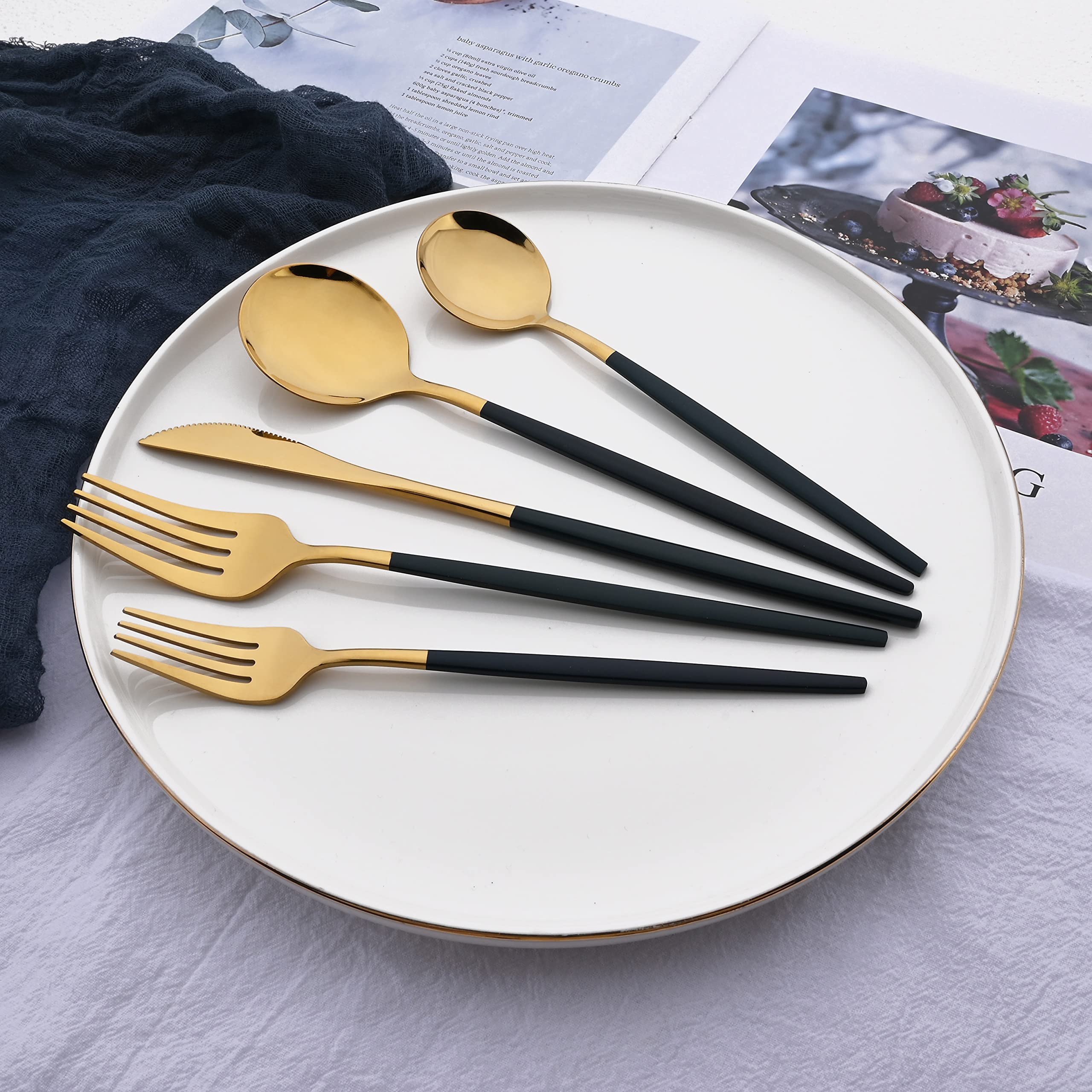 20-Piece Silverware Set for 4 - Elegant Green Gold Flatware Cutlery Set with Spoons, Knives & Forks - Perfect for Family Dinners, Daily Use & Special Occasions