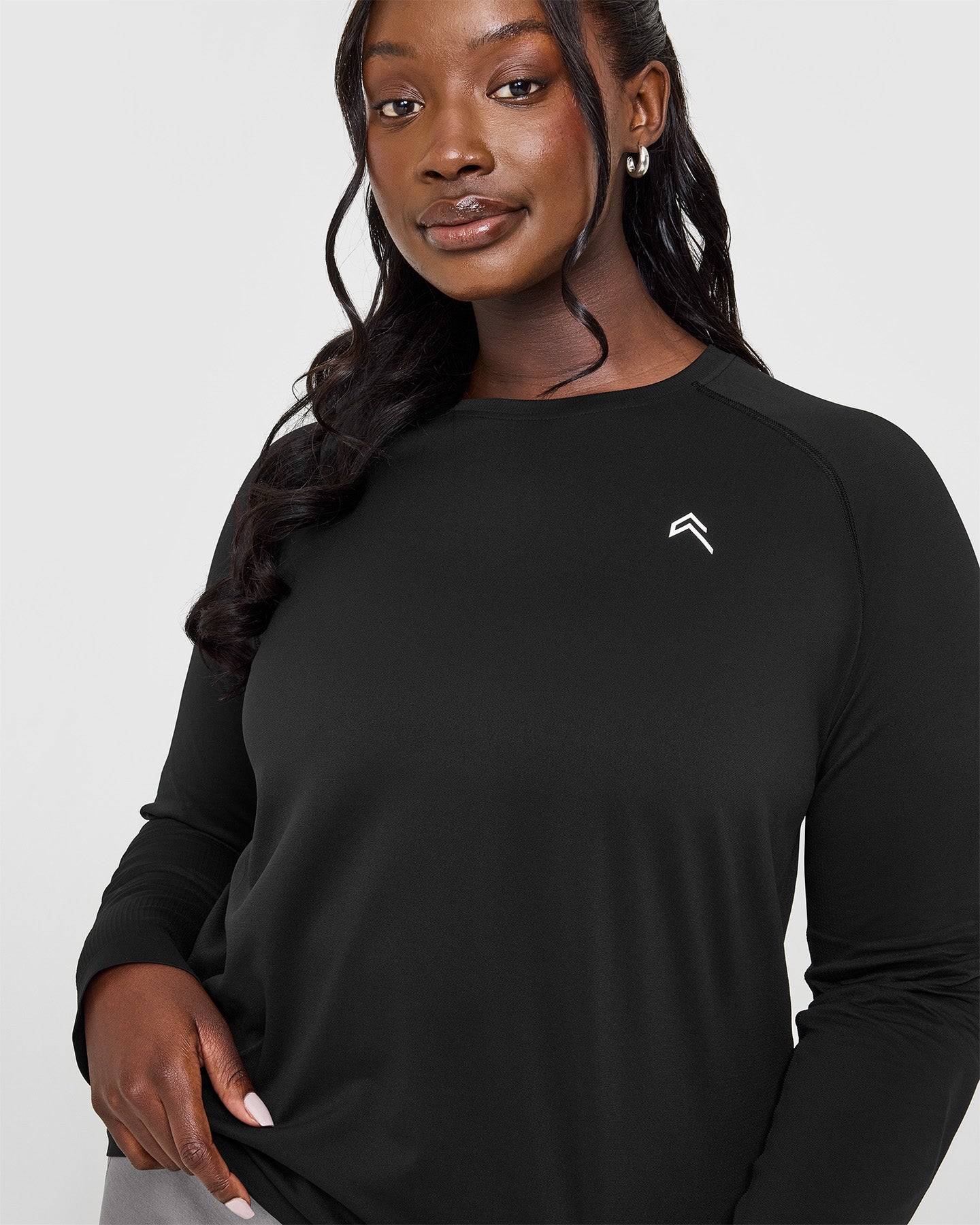 Seamless Loose Fit Long Sleeve Tops for Women - Comfortable Stretchy Black Shirt for Casual Wear, Layering & Everyday Outfits