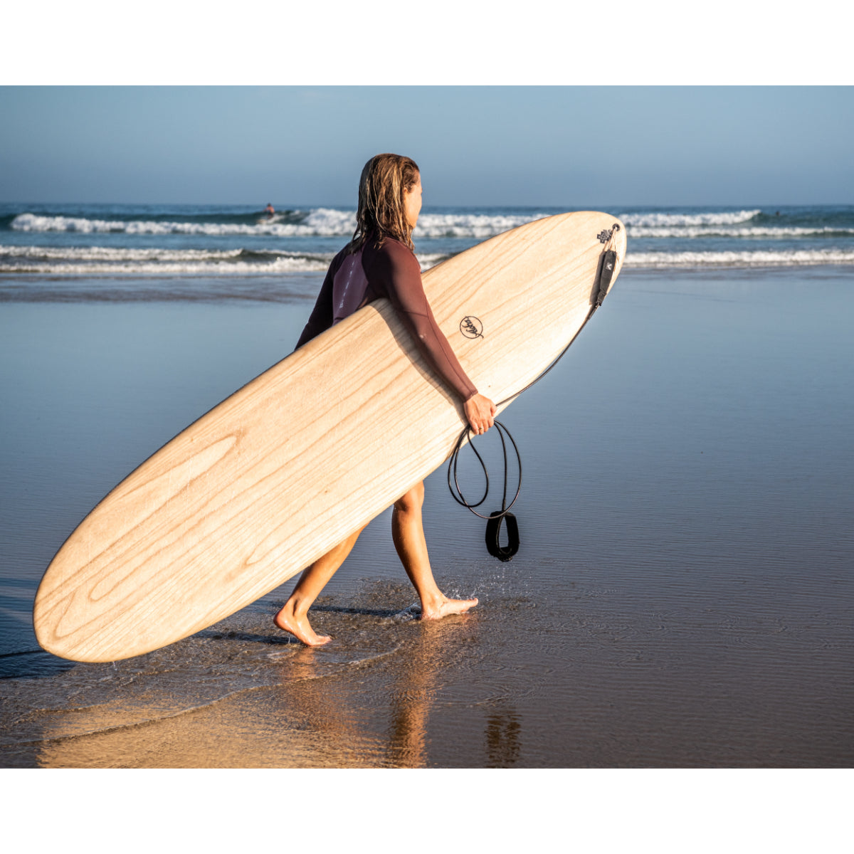 Aloha Fun Division Mid 6'8 Surfboard with Ecoskin Clear FCS2 Fin System - Perfect for Intermediate Surfers in Small to Medium Waves