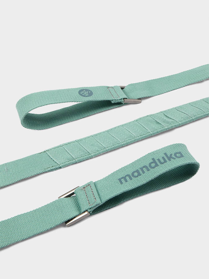 Manduka The Commuter Yoga Mat Carrier Sling - Lightweight & Durable Yoga Mat Bag for Travel & Studio - Perfect for Yoga Enthusiasts & Fitness Lovers