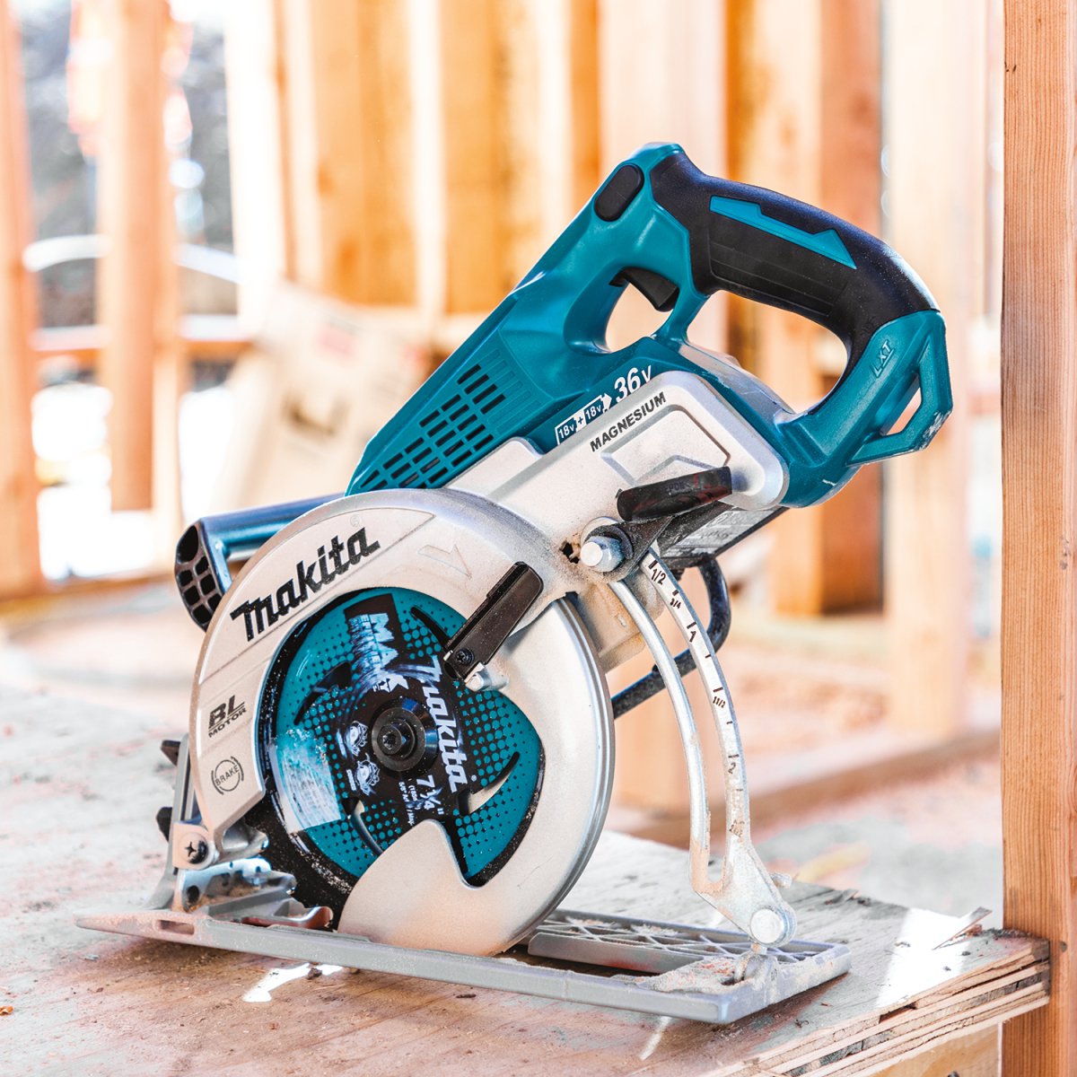 36V (18V X2) LXT® Brushless Cordless Rear Handle 7-1/4