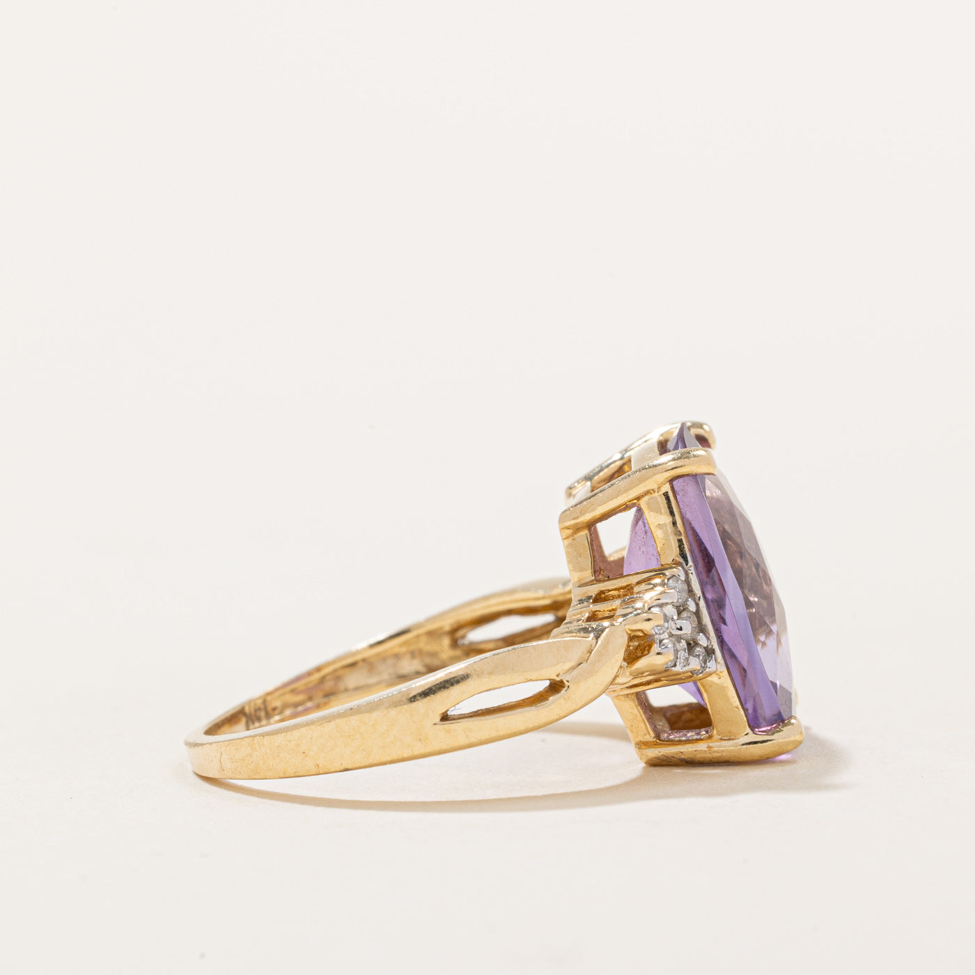 5.00ct Amethyst & 0.05ct Diamond Cocktail Ring - Size 7 | Elegant Statement Jewelry for Evening Parties, Weddings & Special Occasions