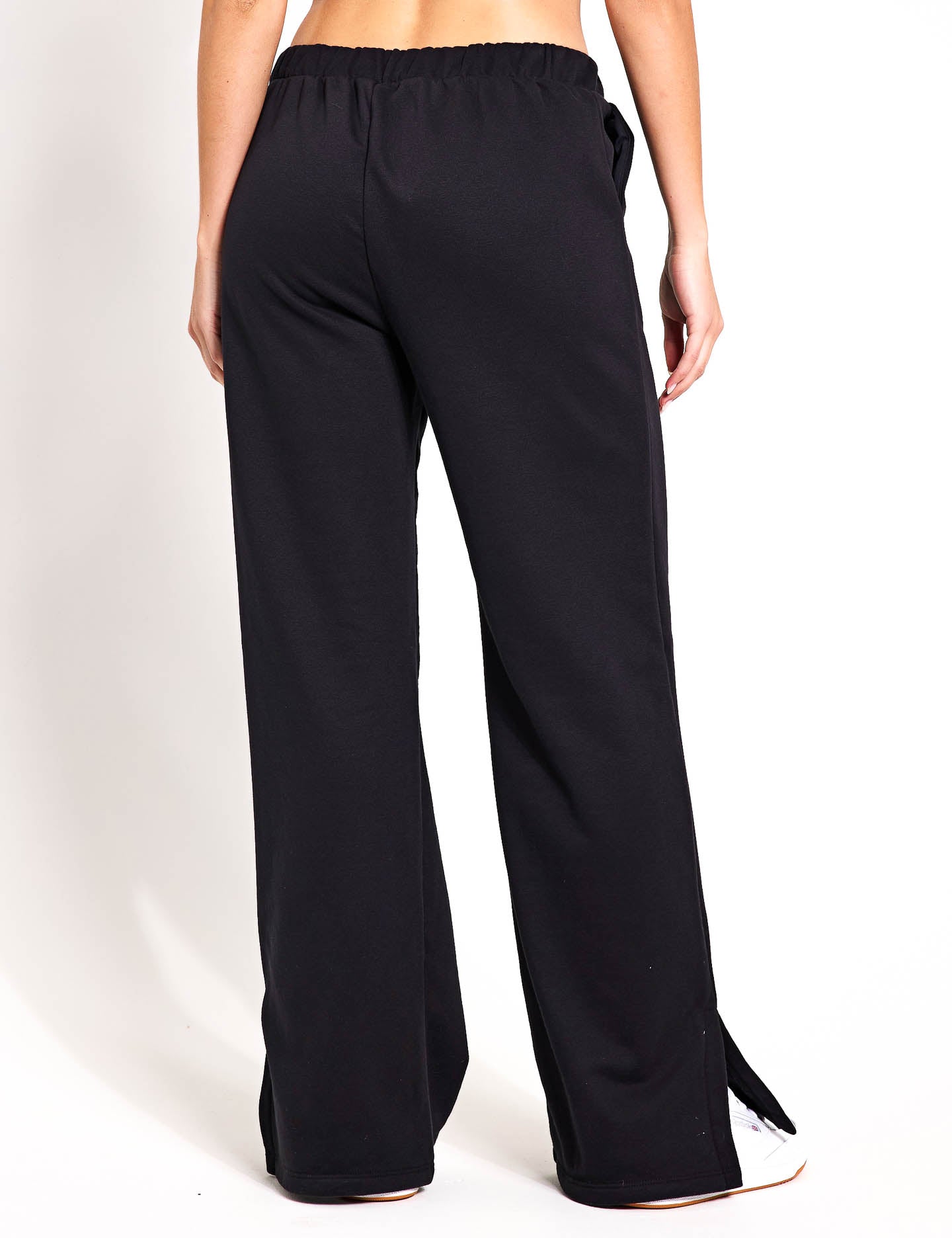 On The Go Pant - Black | Comfortable & Stylish Travel Pants for Women | Perfect for Commuting, Work & Outdoor Adventures