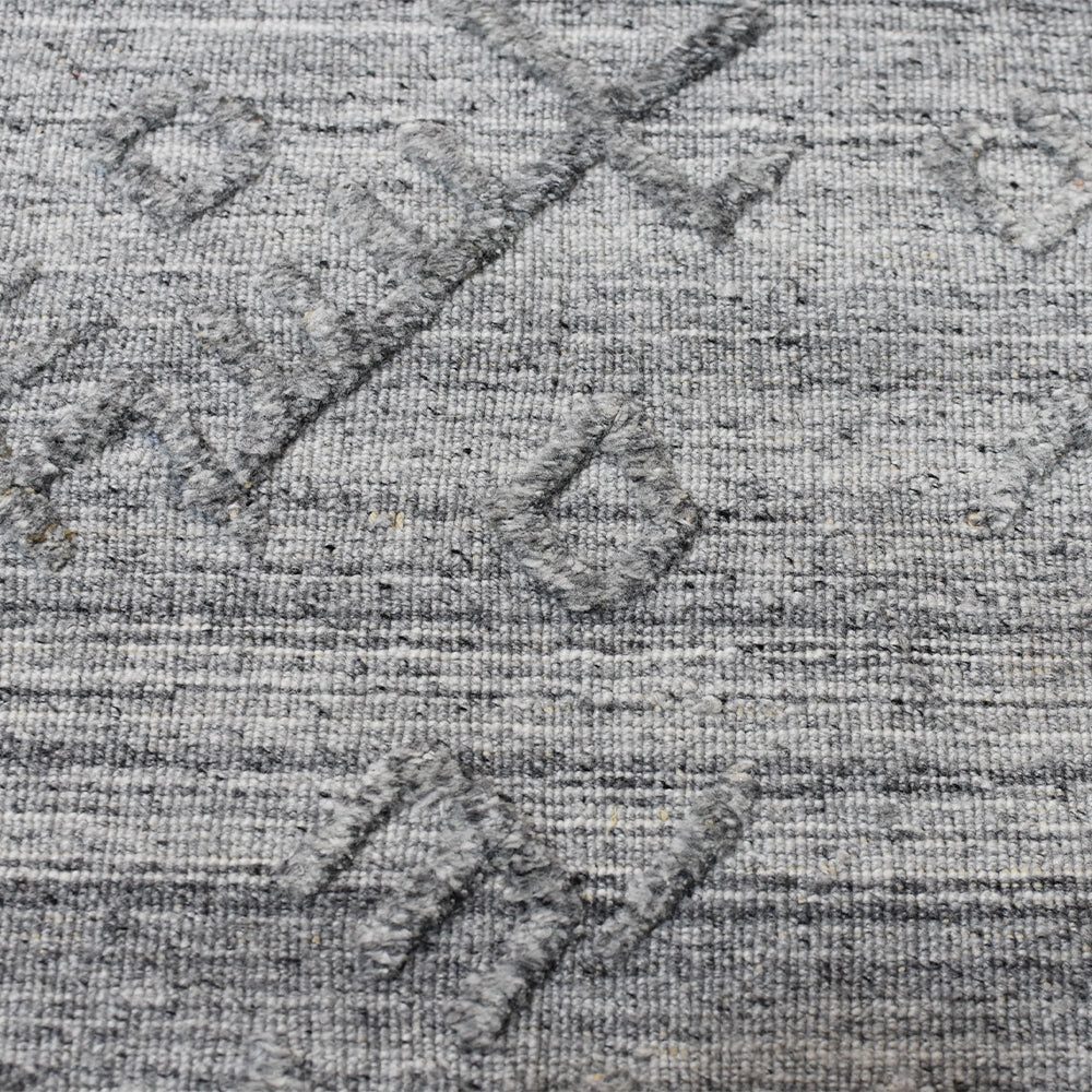 Handwoven Quilted Area Rug - Soft Bohemian Style Decorative Carpet for Living Room, Bedroom, and Nursery