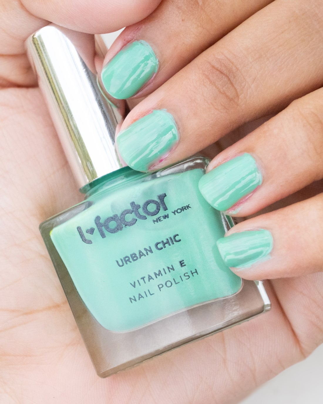 Urban Chic Nail Polish - Long Lasting Vegan Nail Lacquer for Women | Salon Quality Nail Enamel for Manicures, Pedicures & Special Occasions